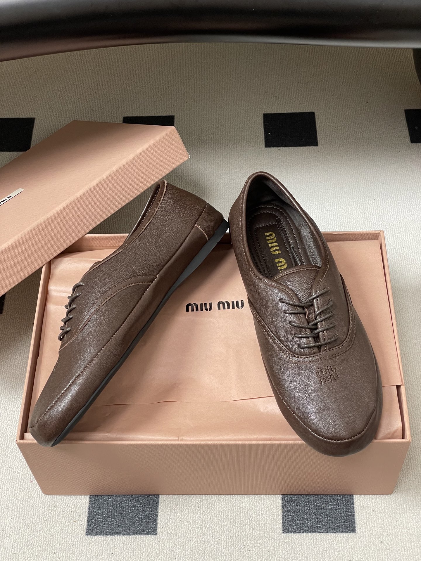 -26ss春夏新款MIUMIU 缪缪 英伦风圆头芭蕾舞鞋学院风复古绑带平底超软休闲单鞋系带乐福鞋Miu 