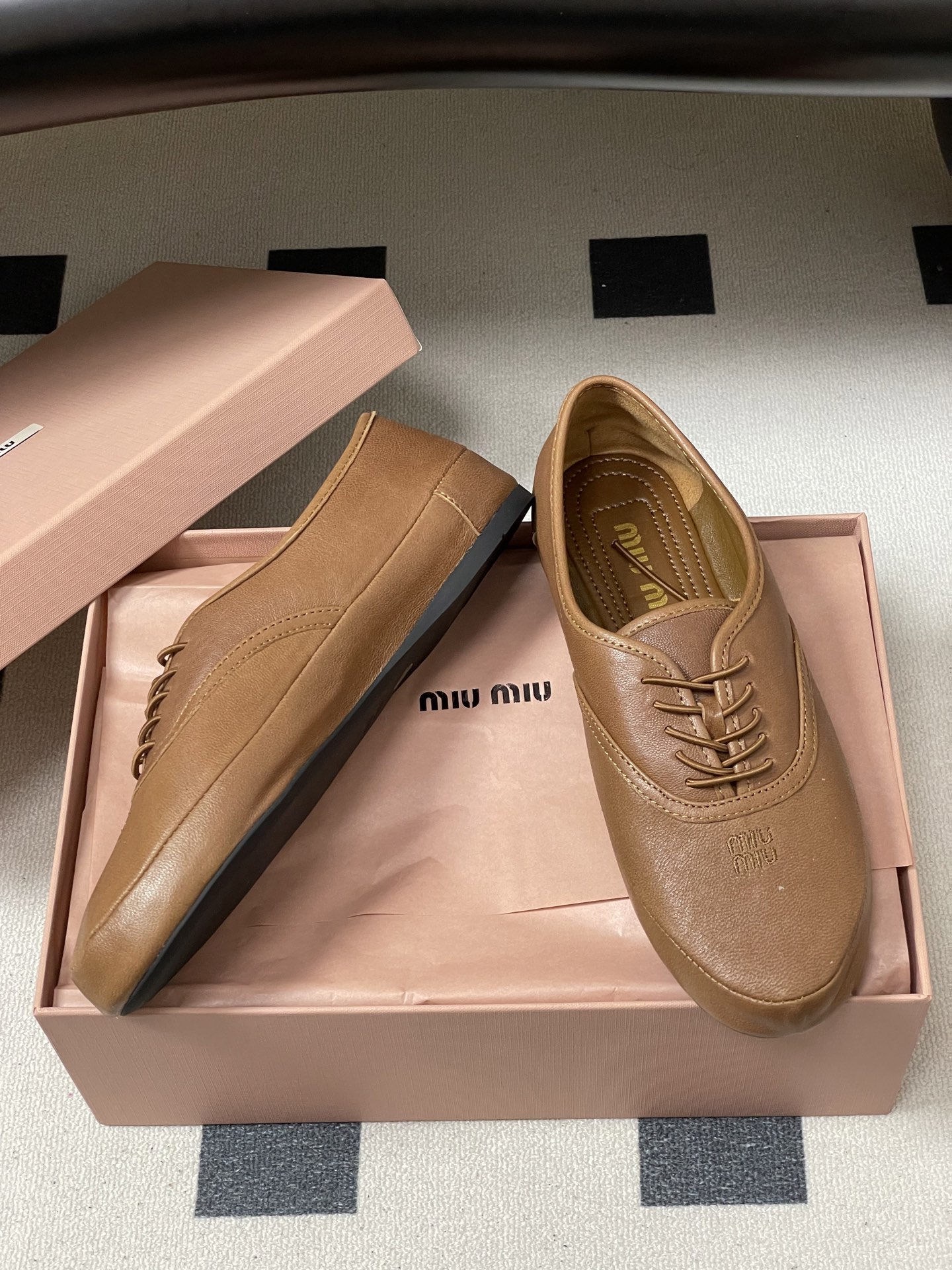 -26ss春夏新款MIUMIU 缪缪 英伦风圆头芭蕾舞鞋学院风复古绑带平底超软休闲单鞋系带乐福鞋Miu 