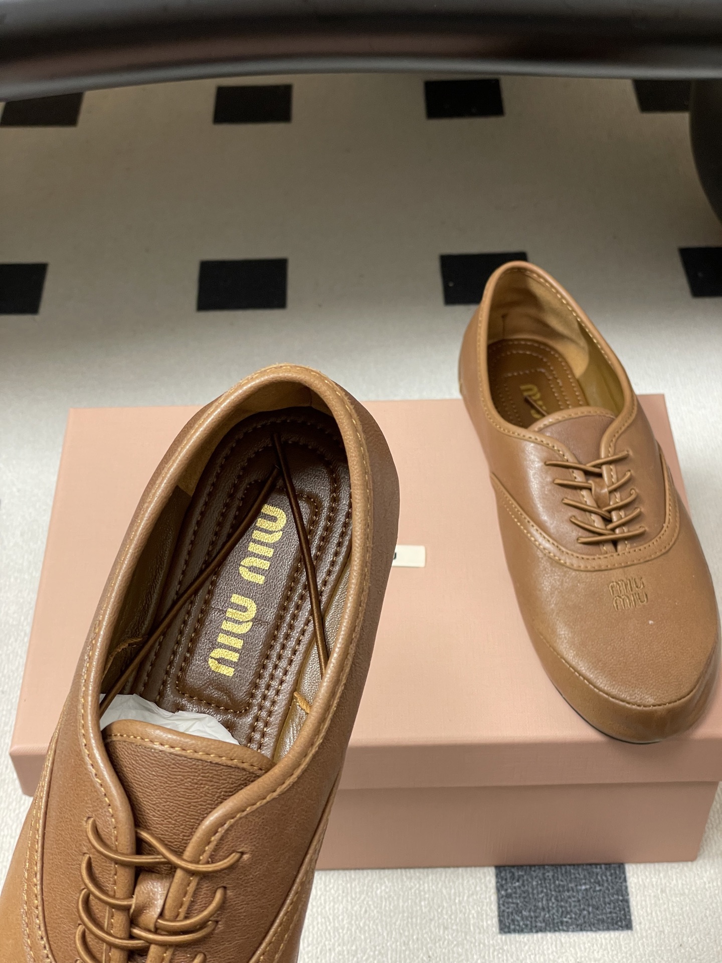 -26ss春夏新款MIUMIU 缪缪 英伦风圆头芭蕾舞鞋学院风复古绑带平底超软休闲单鞋系带乐福鞋Miu 