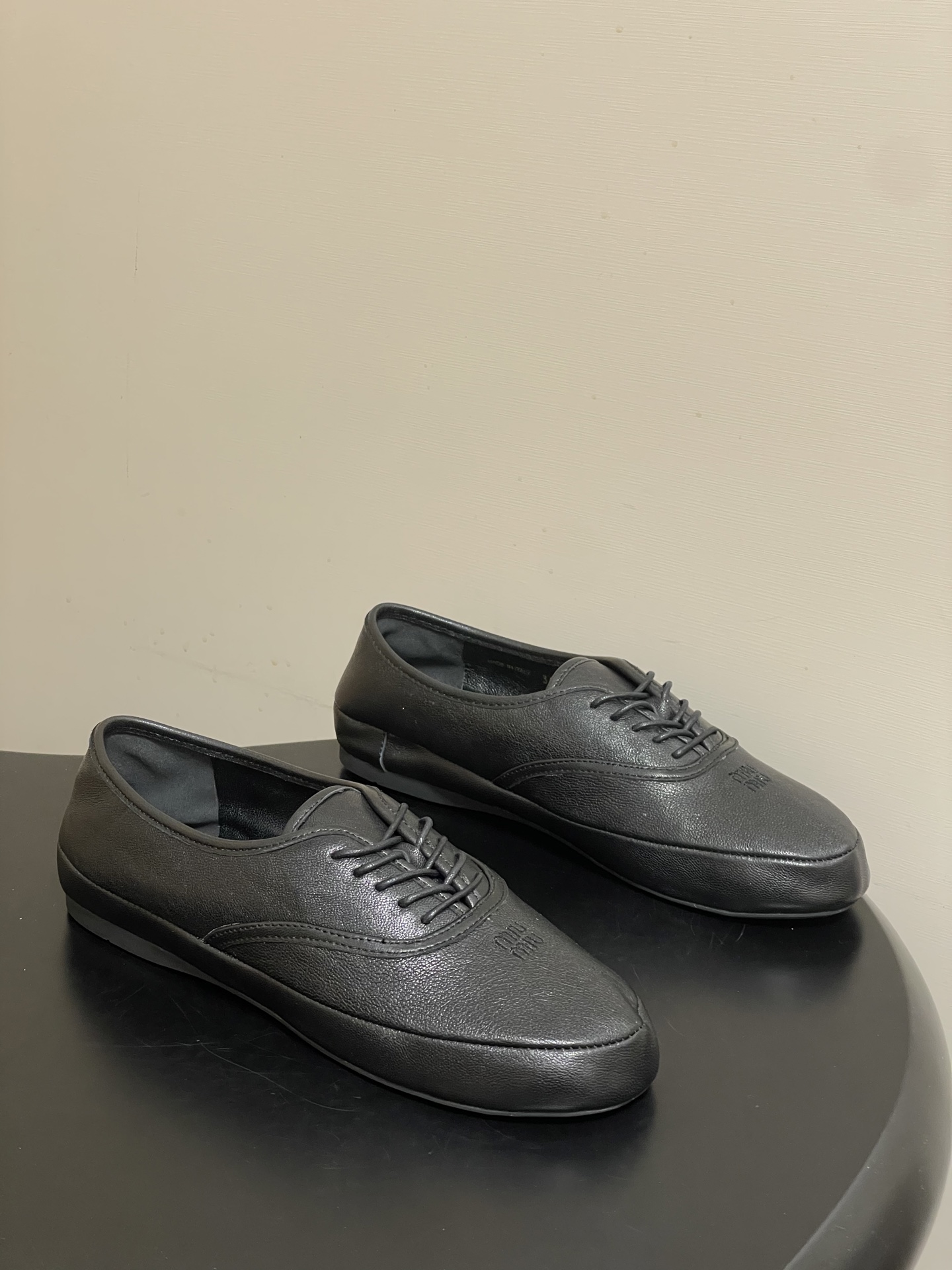 -26ss春夏新款MIUMIU 缪缪 英伦风圆头芭蕾舞鞋学院风复古绑带平底超软休闲单鞋系带乐福鞋Miu 