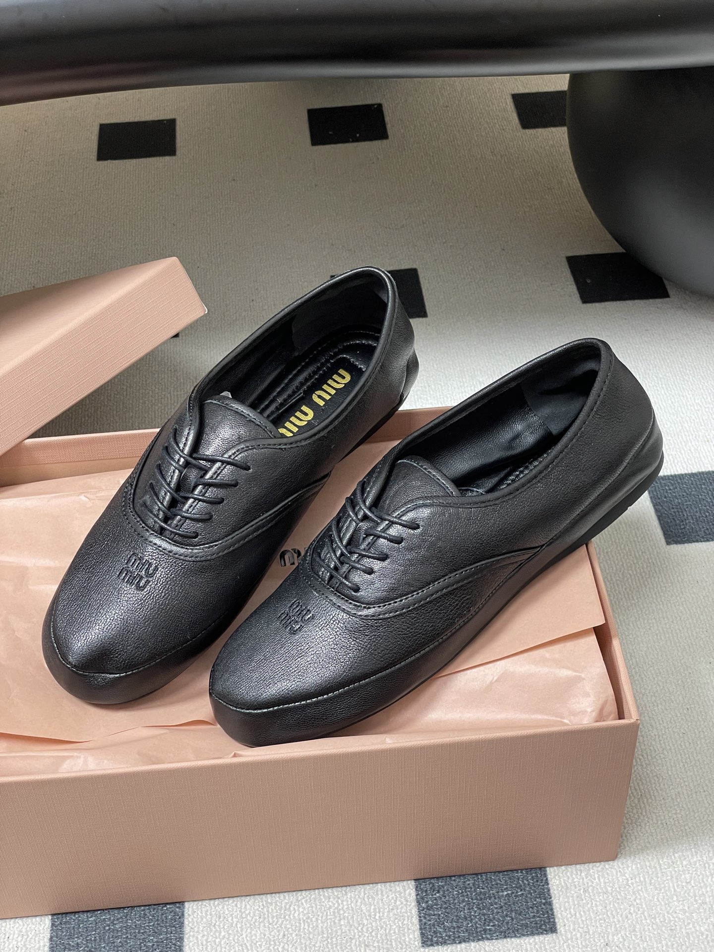 -26ss春夏新款MIUMIU 缪缪 英伦风圆头芭蕾舞鞋学院风复古绑带平底超软休闲单鞋系带乐福鞋Miu 