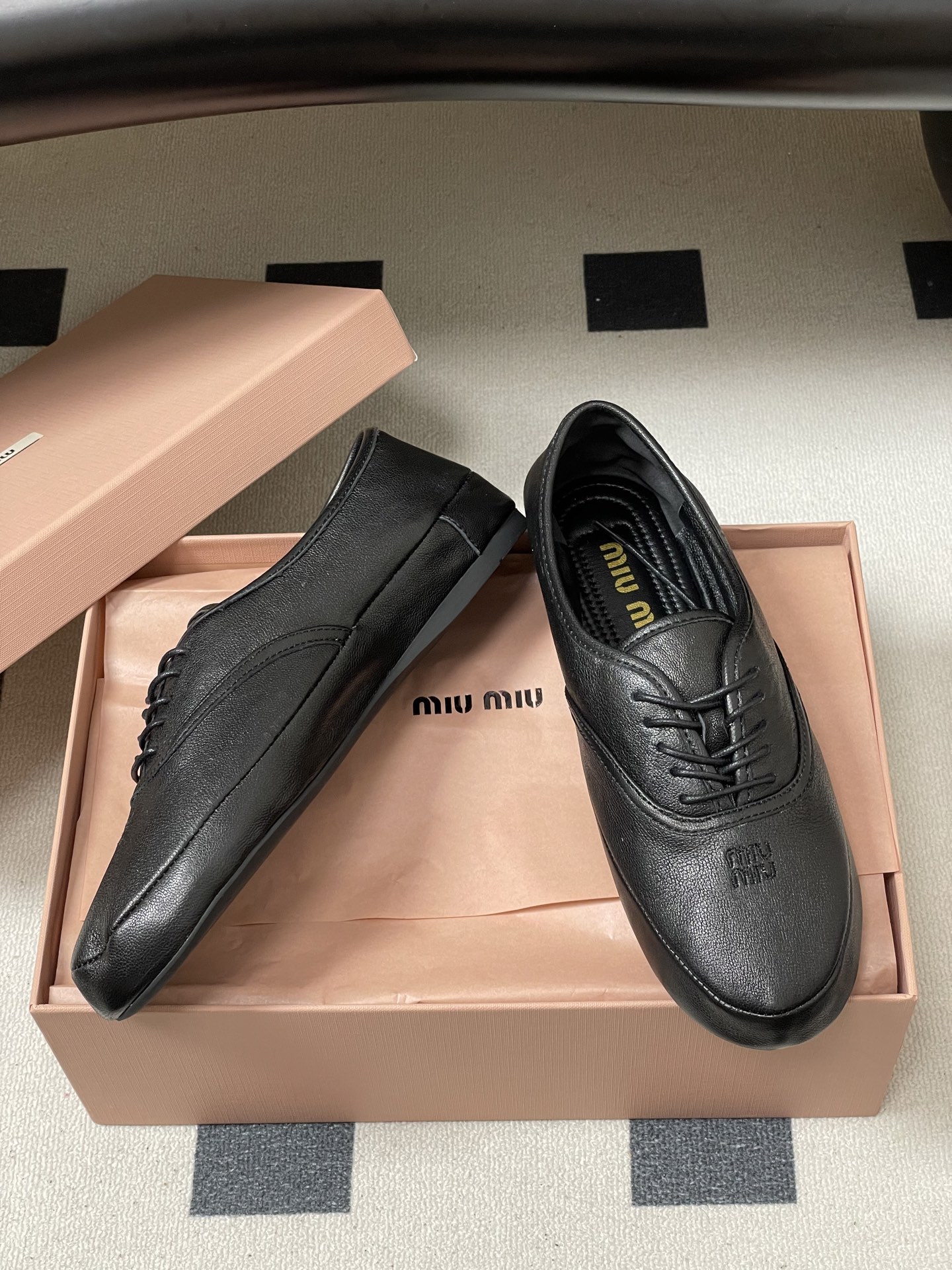 -26ss春夏新款MIUMIU 缪缪 英伦风圆头芭蕾舞鞋学院风复古绑带平底超软休闲单鞋系带乐福鞋Miu 