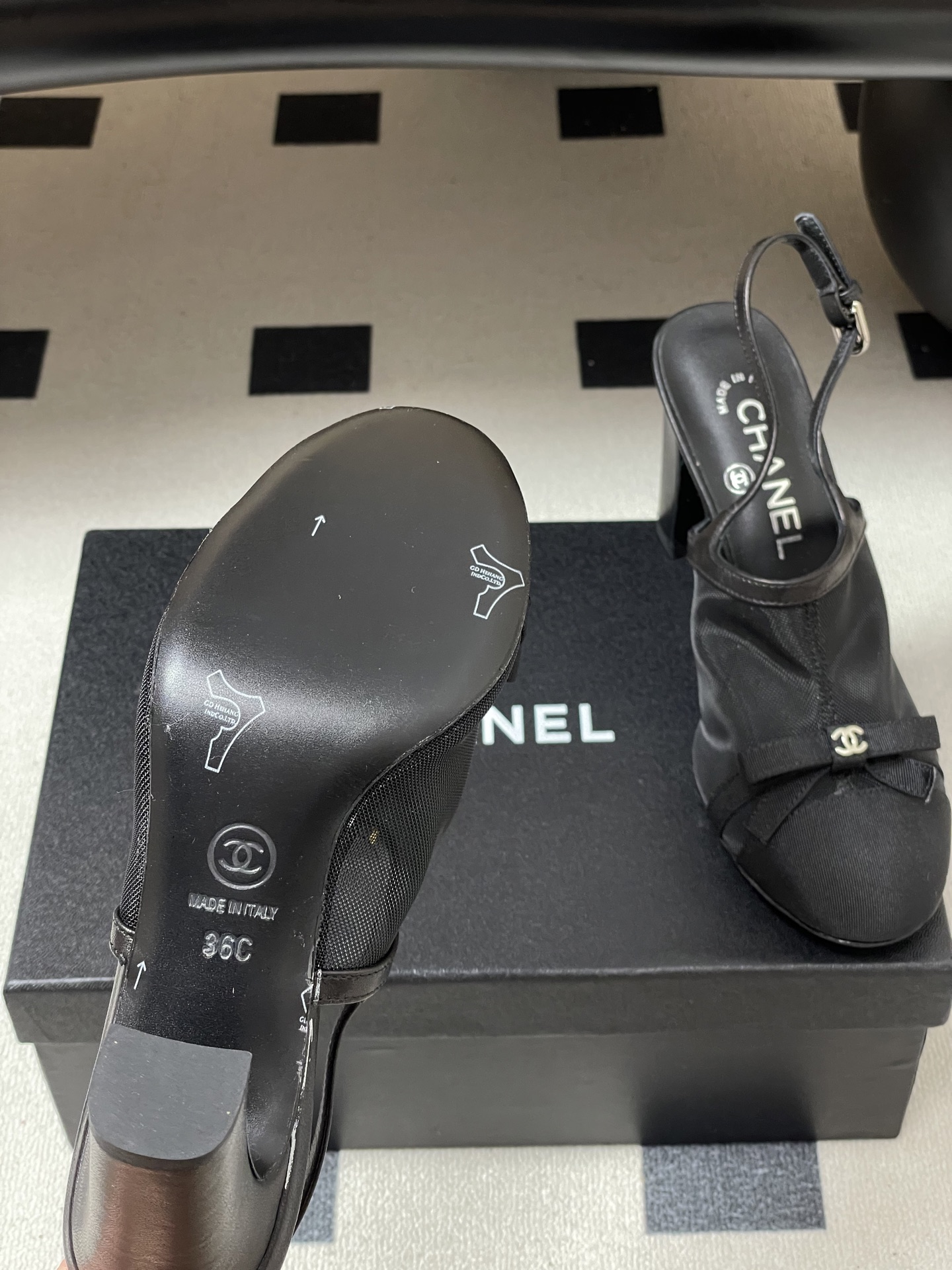 -2026春夏新款 Chanel 小香 26C 蝴蝶结网纱凉拖鞋系列标志性双C扣蝴蝶结透气网面高跟包头凉
