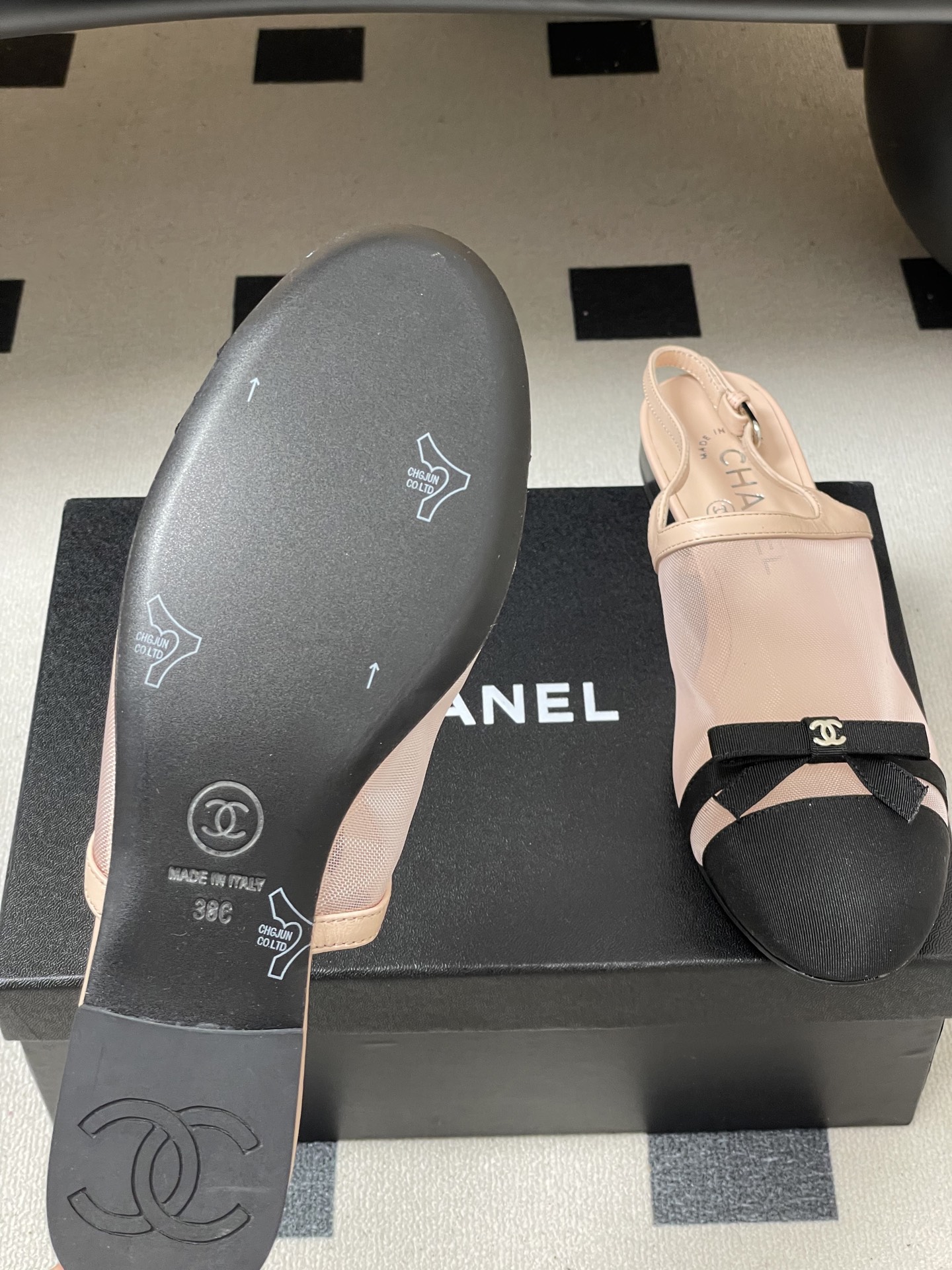 -2026春夏新款 Chanel 小香 26C 蝴蝶结网纱凉拖鞋系列标志性双C扣蝴蝶结透气网面高跟包头凉