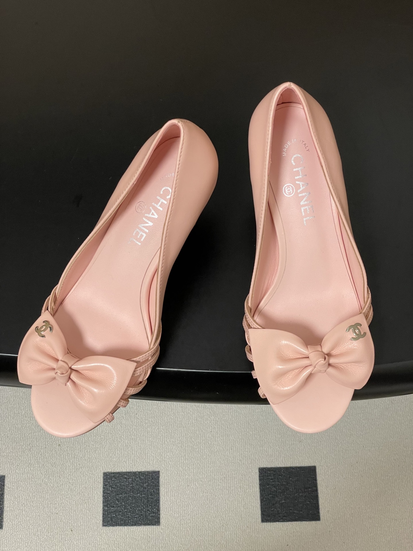 -2026 早春新款 Chanel 小香 Vintage中古风 露趾鱼嘴蝴蝶结高跟单鞋/细跟凉拖鞋/尖头