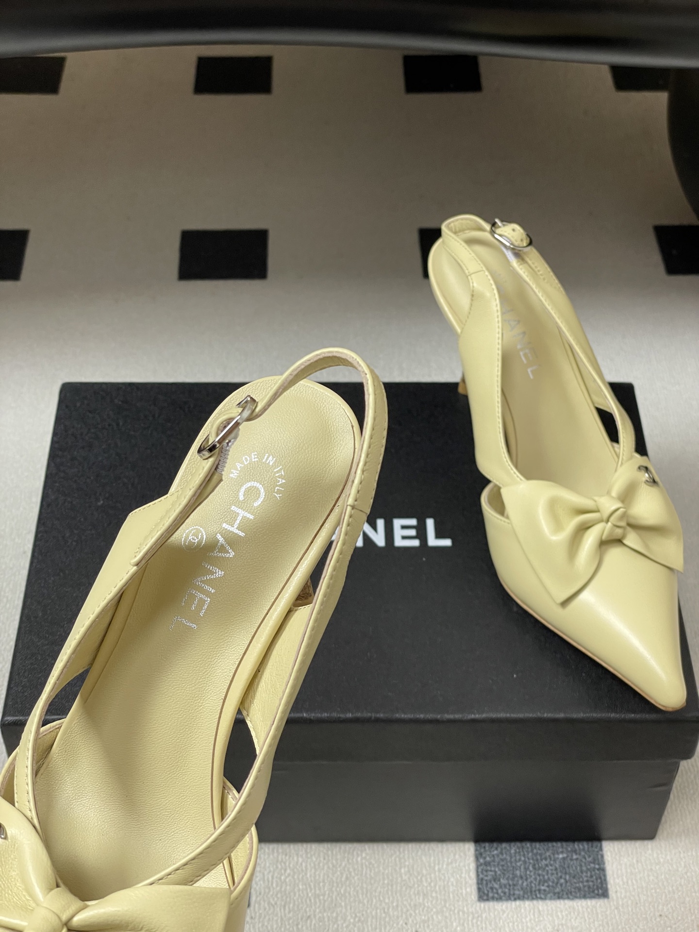 -2026 早春新款 Chanel 小香 Vintage中古风 露趾鱼嘴蝴蝶结高跟单鞋/细跟凉拖鞋/尖头