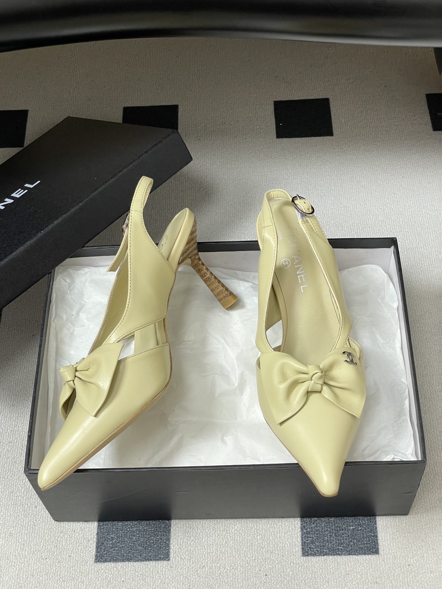 -2026 早春新款 Chanel 小香 Vintage中古风 露趾鱼嘴蝴蝶结高跟单鞋/细跟凉拖鞋/尖头