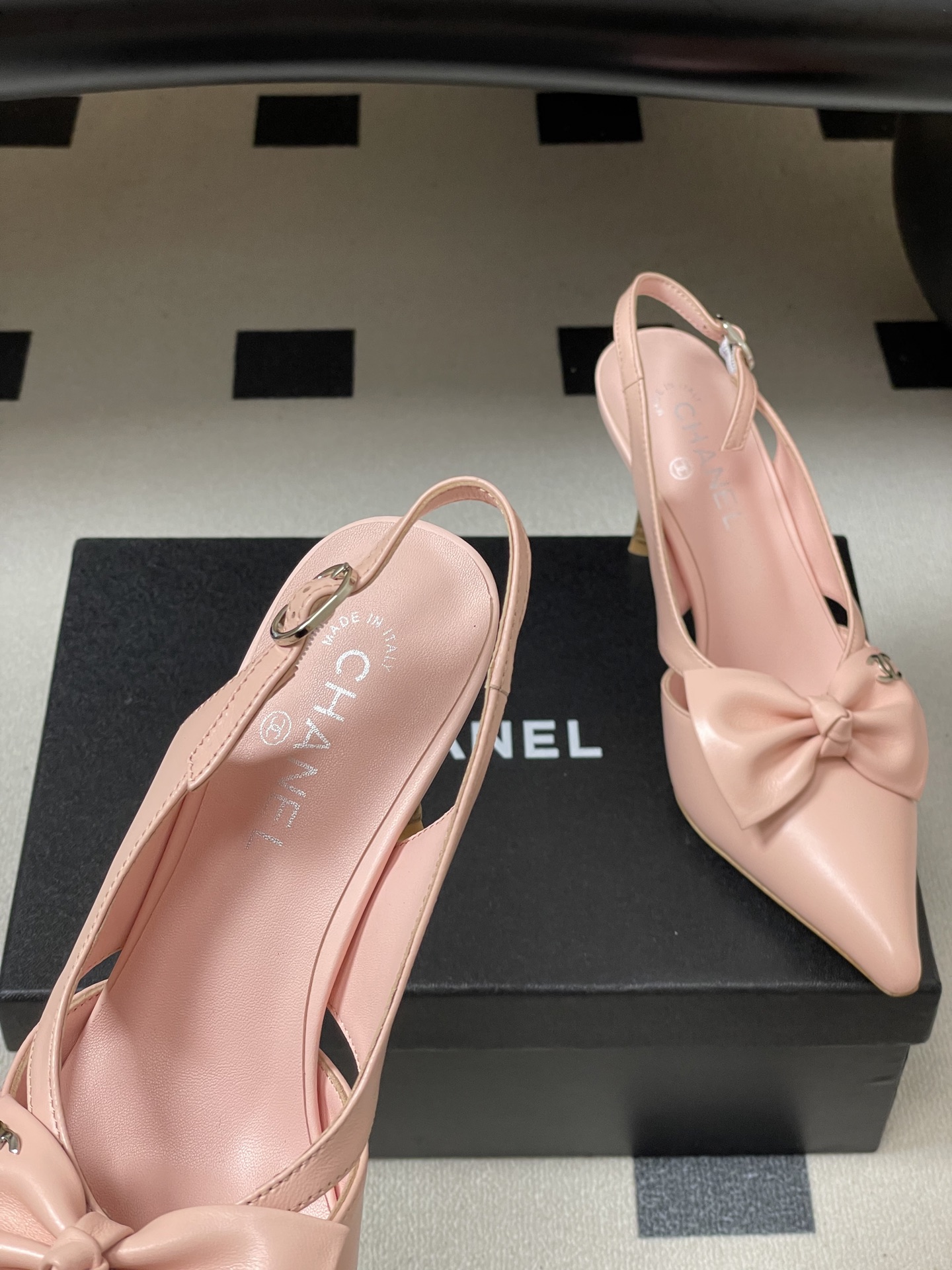 -2026 早春新款 Chanel 小香 Vintage中古风 露趾鱼嘴蝴蝶结高跟单鞋/细跟凉拖鞋/尖头