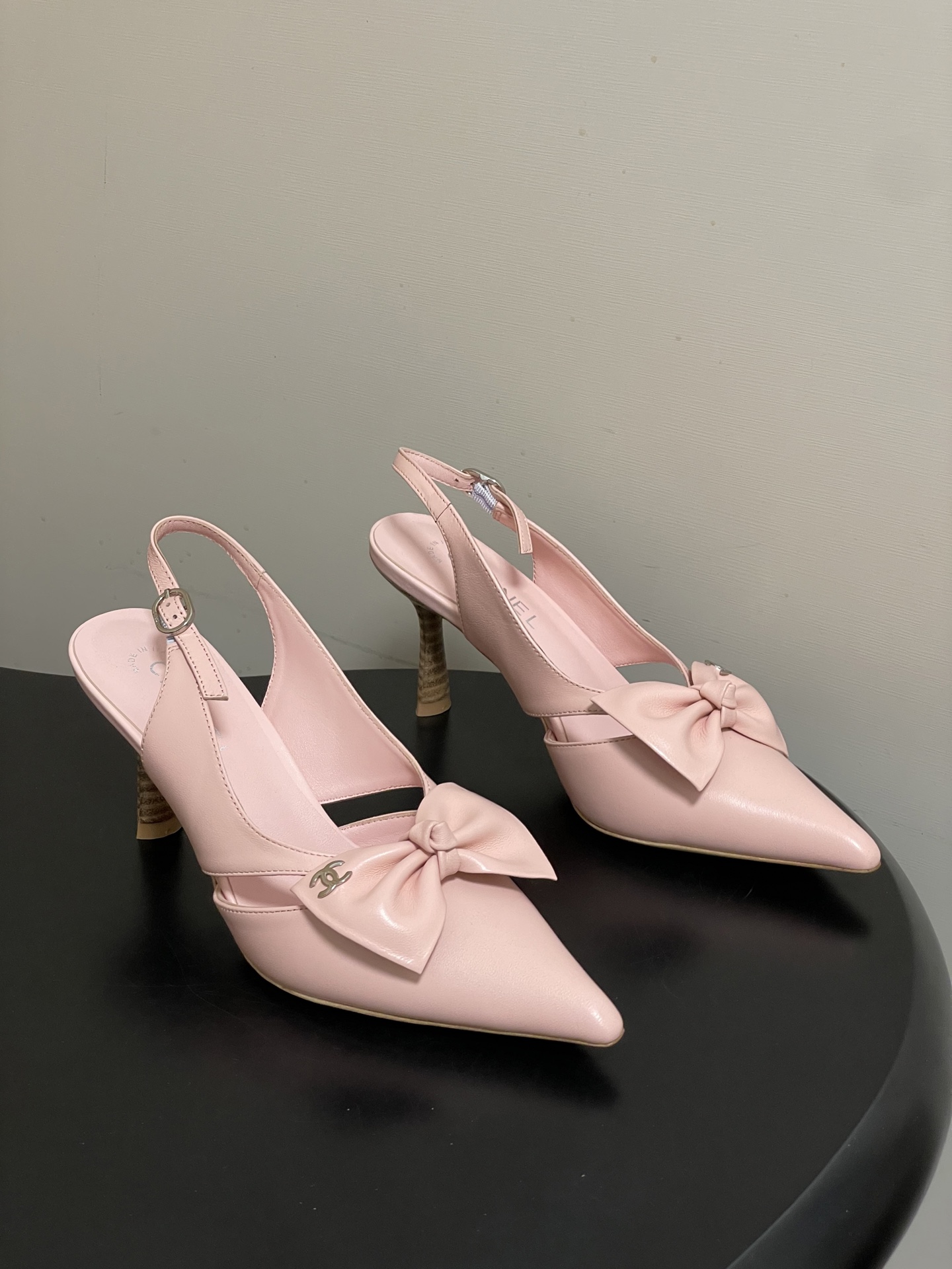 -2026 早春新款 Chanel 小香 Vintage中古风 露趾鱼嘴蝴蝶结高跟单鞋/细跟凉拖鞋/尖头