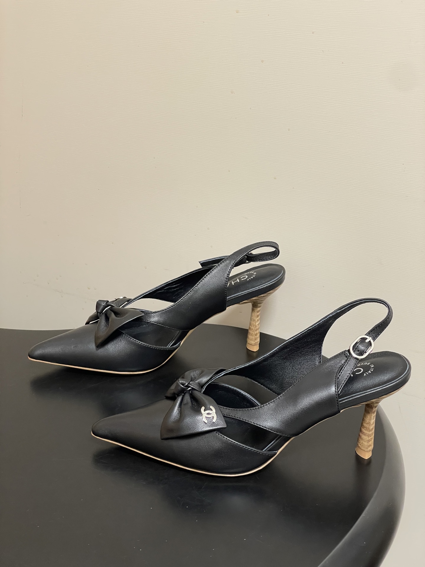 -2026 早春新款 Chanel 小香 Vintage中古风 露趾鱼嘴蝴蝶结高跟单鞋/细跟凉拖鞋/尖头