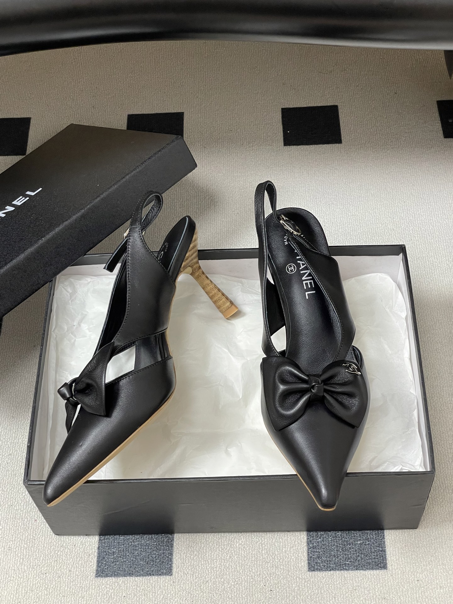 -2026 早春新款 Chanel 小香 Vintage中古风 露趾鱼嘴蝴蝶结高跟单鞋/细跟凉拖鞋/尖头