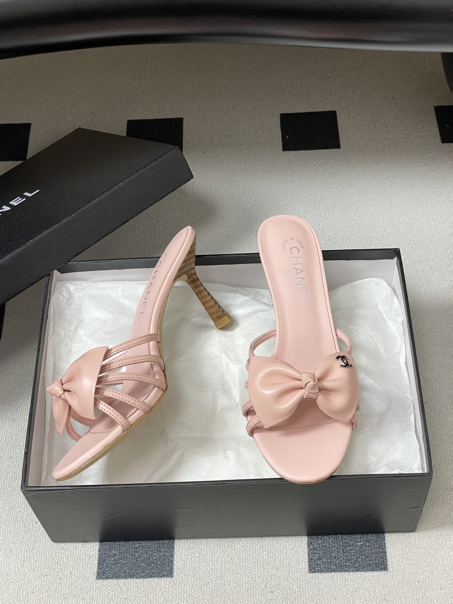 -2026 早春新款 Chanel 小香 Vintage中古风 露趾鱼嘴蝴蝶结高跟单鞋/细跟凉拖鞋/尖头