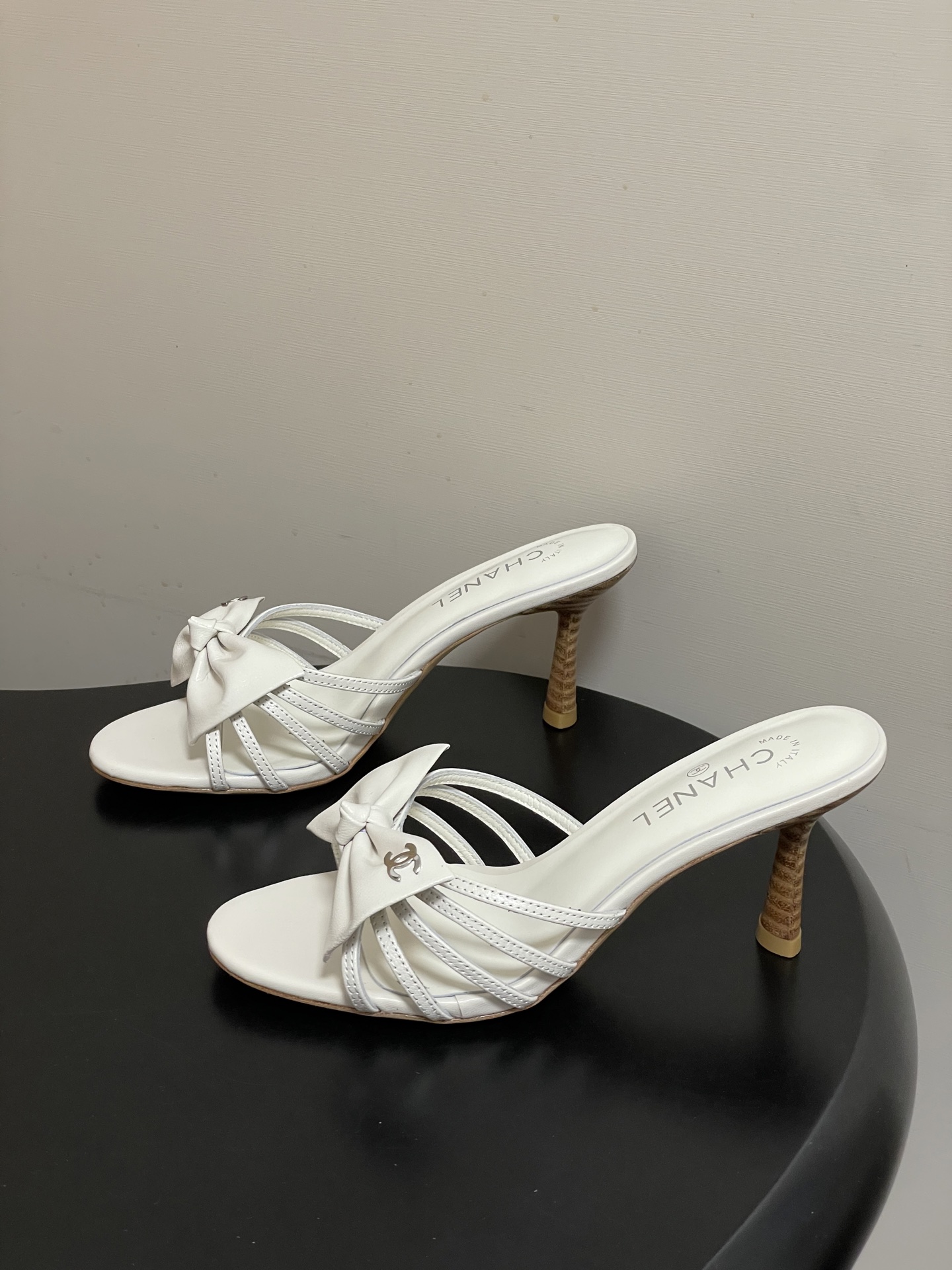 -2026 早春新款 Chanel 小香 Vintage中古风 露趾鱼嘴蝴蝶结高跟单鞋/细跟凉拖鞋/尖头