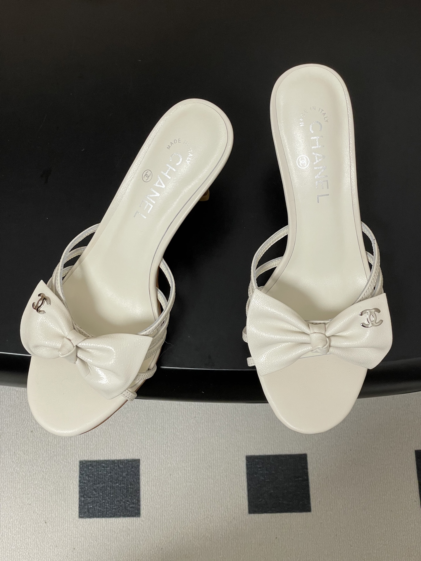 -2026 早春新款 Chanel 小香 Vintage中古风 露趾鱼嘴蝴蝶结高跟单鞋/细跟凉拖鞋/尖头