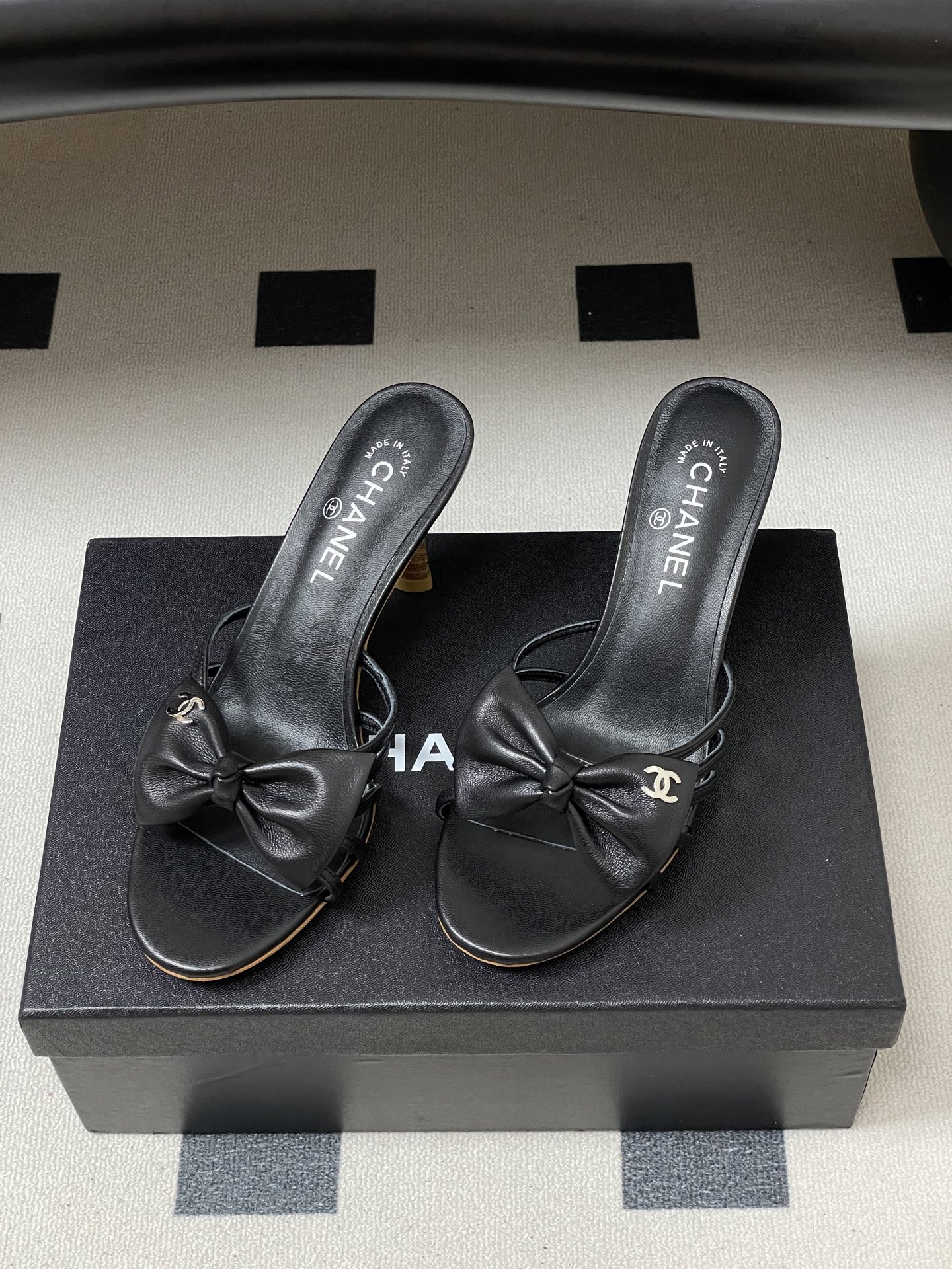 -2026 早春新款 Chanel 小香 Vintage中古风 露趾鱼嘴蝴蝶结高跟单鞋/细跟凉拖鞋/尖头