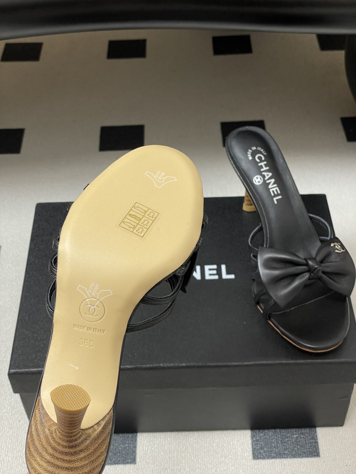 -2026 早春新款 Chanel 小香 Vintage中古风 露趾鱼嘴蝴蝶结高跟单鞋/细跟凉拖鞋/尖头