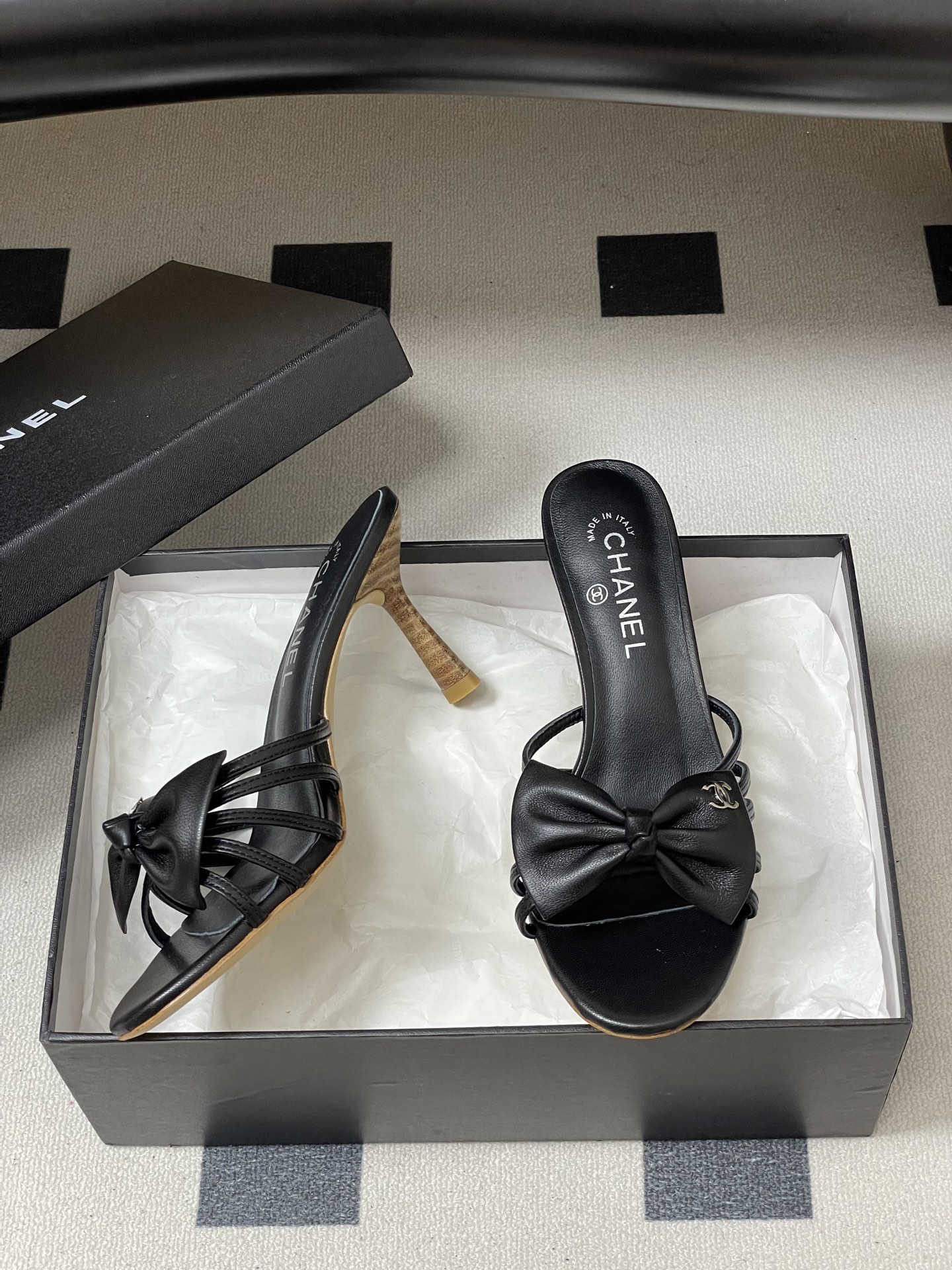 -2026 早春新款 Chanel 小香 Vintage中古风 露趾鱼嘴蝴蝶结高跟单鞋/细跟凉拖鞋/尖头