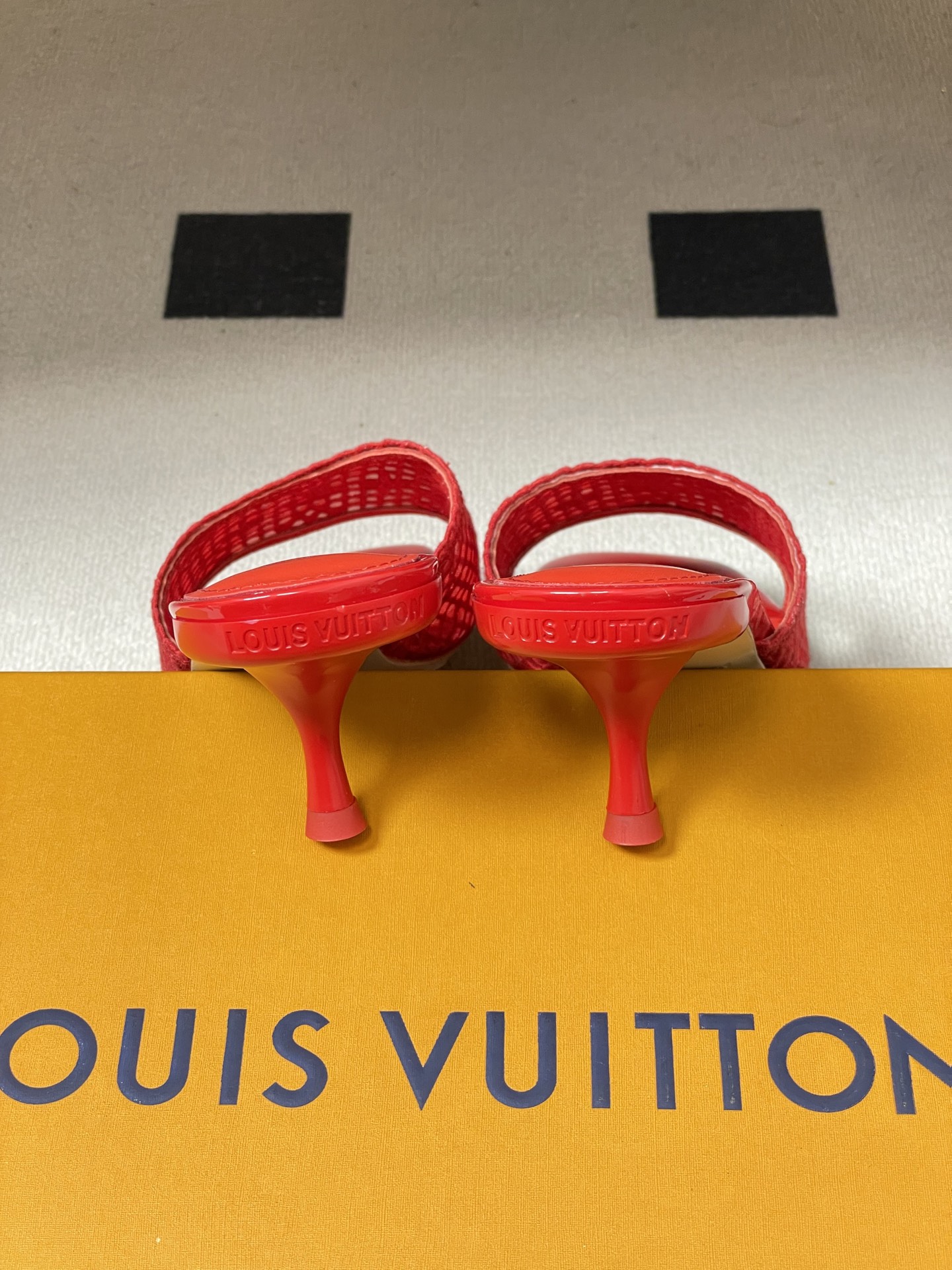 -26Ss春夏新款Louis vuiteeon 路易威登LV 6AM凉拖鞋小猫跟拖鞋字母刺绣蕾丝网面一字