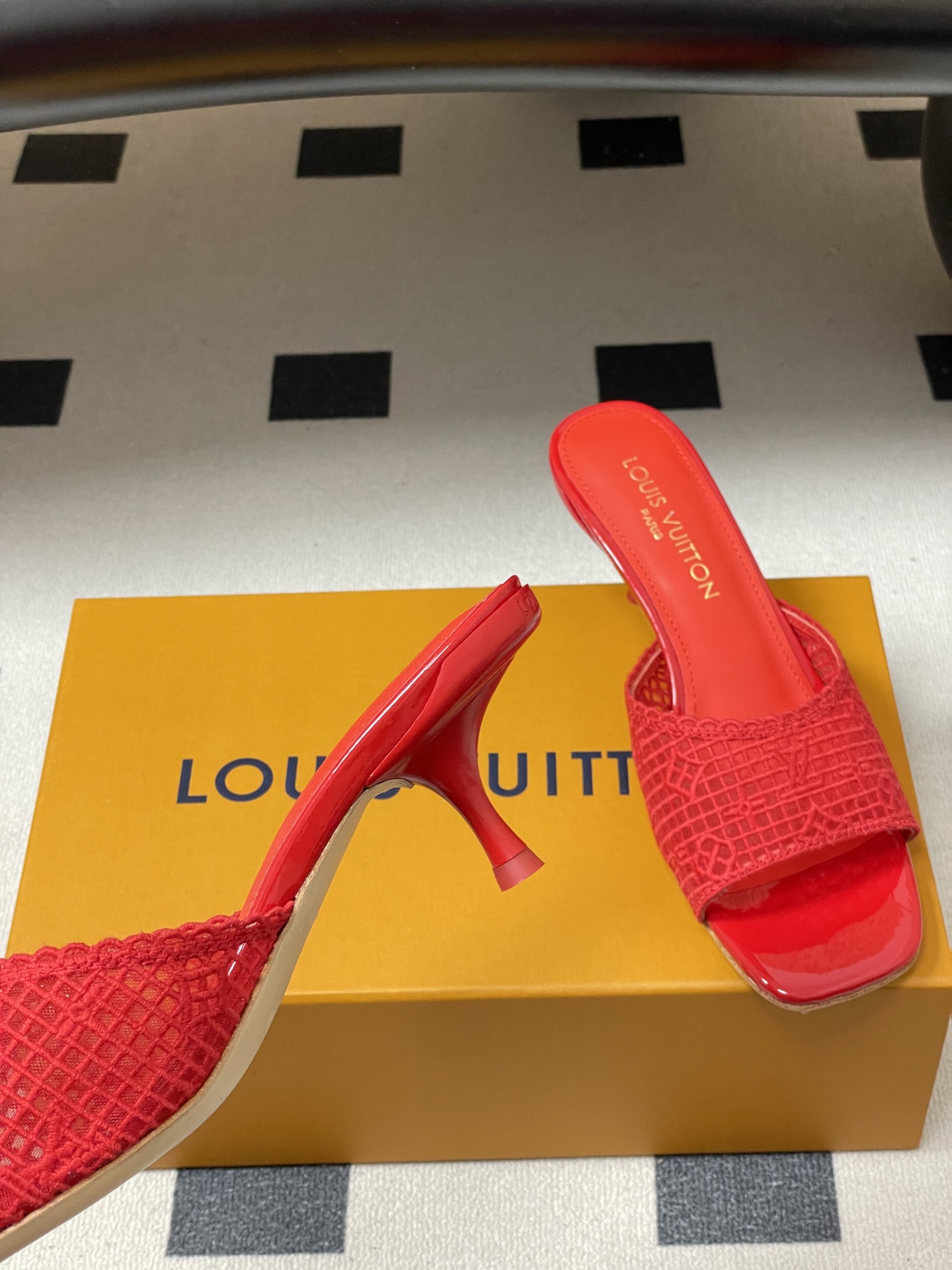 -26Ss春夏新款Louis vuiteeon 路易威登LV 6AM凉拖鞋小猫跟拖鞋字母刺绣蕾丝网面一字