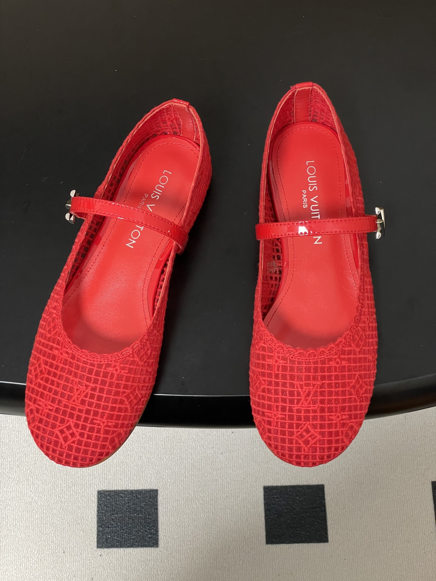 -26Ss春季新款Louis Vuitton LV ROMY芭蕾舞鞋刺绣蕾丝扣带玛丽珍鞋透气网面平底单鞋