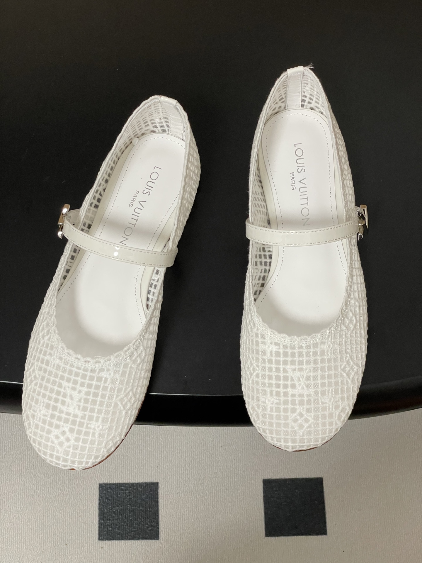 -26Ss春季新款Louis Vuitton LV ROMY芭蕾舞鞋刺绣蕾丝扣带玛丽珍鞋透气网面平底单鞋