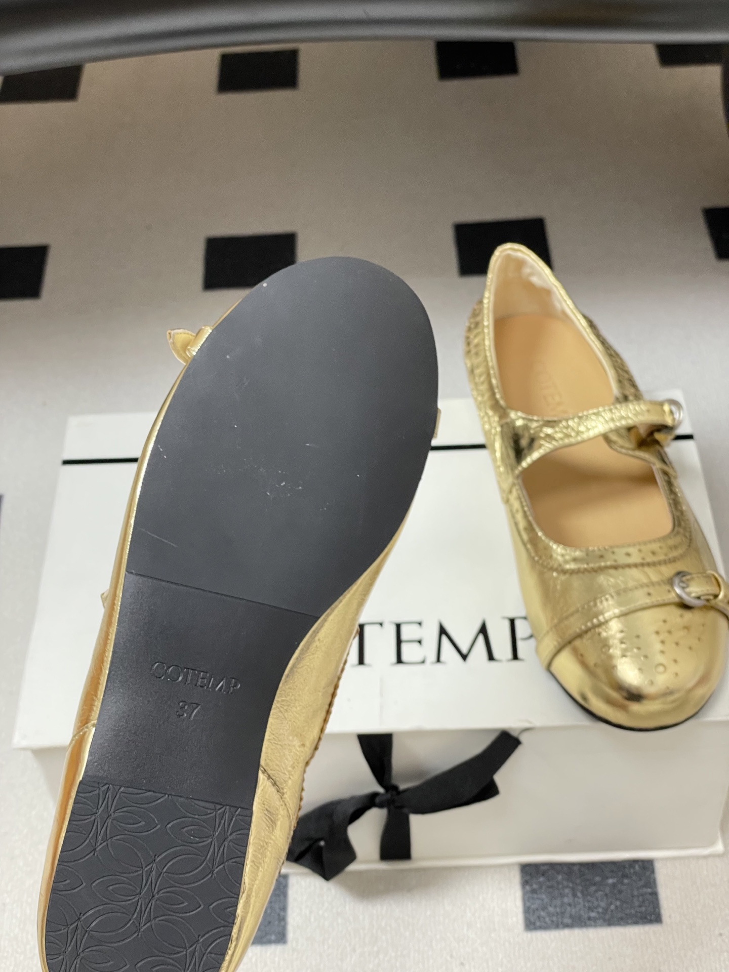 -26ss春夏新款COTEMP 孟克玛丽珍鞋复古扣带轻便芭蕾舞鞋一字带平底单鞋融合玛丽珍与孟克鞋元素的精