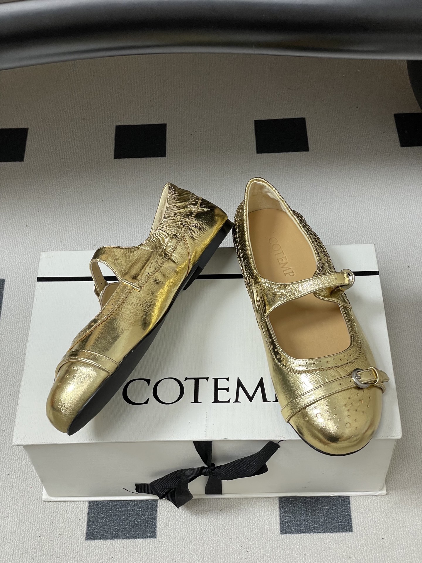 -26ss春夏新款COTEMP 孟克玛丽珍鞋复古扣带轻便芭蕾舞鞋一字带平底单鞋融合玛丽珍与孟克鞋元素的精