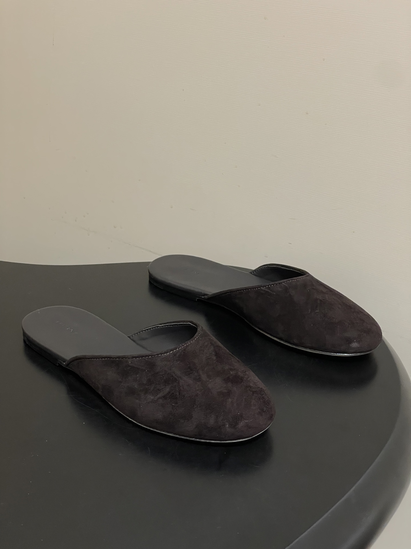 -THE ROW 26ss 春夏新款 TR包头豹纹马毛穆勒半拖鞋极简风麂皮绒面休闲平底拖鞋第一眼看到这个