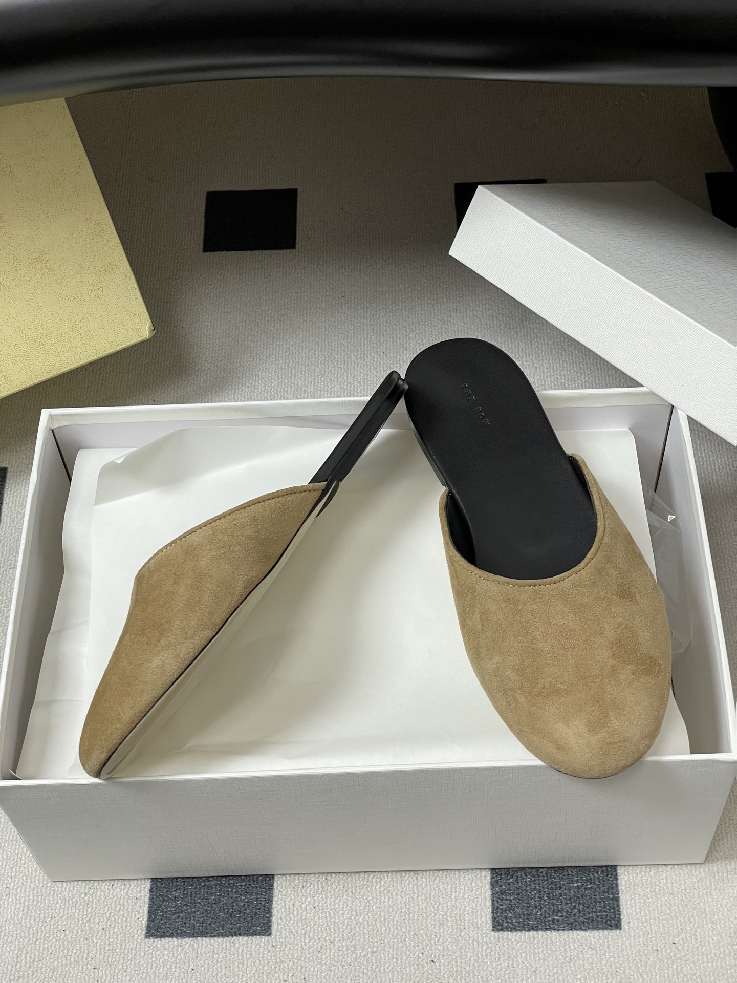 -THE ROW 26ss 春夏新款 TR包头豹纹马毛穆勒半拖鞋极简风麂皮绒面休闲平底拖鞋第一眼看到这个