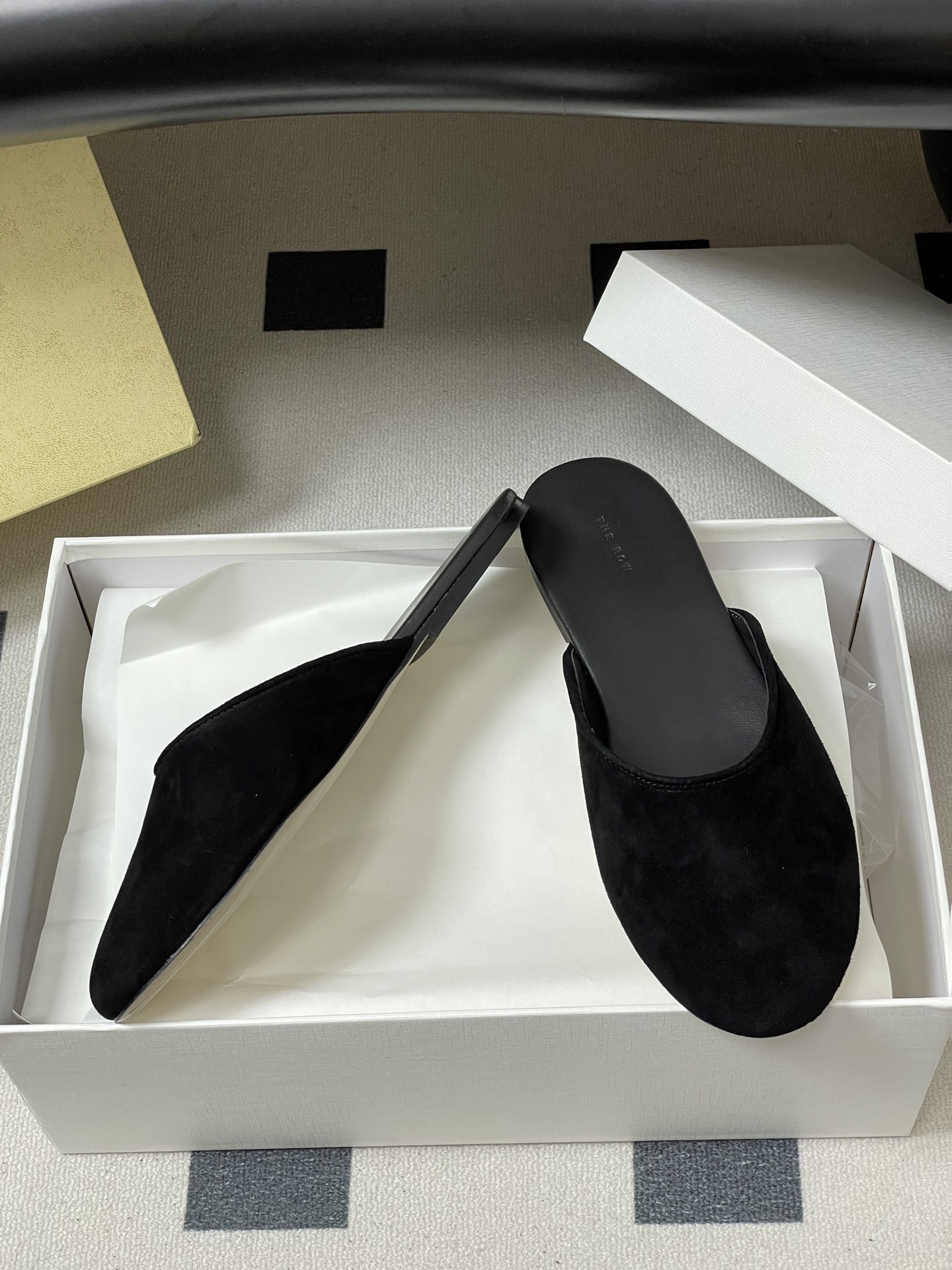 -THE ROW 26ss 春夏新款 TR包头豹纹马毛穆勒半拖鞋极简风麂皮绒面休闲平底拖鞋第一眼看到这个