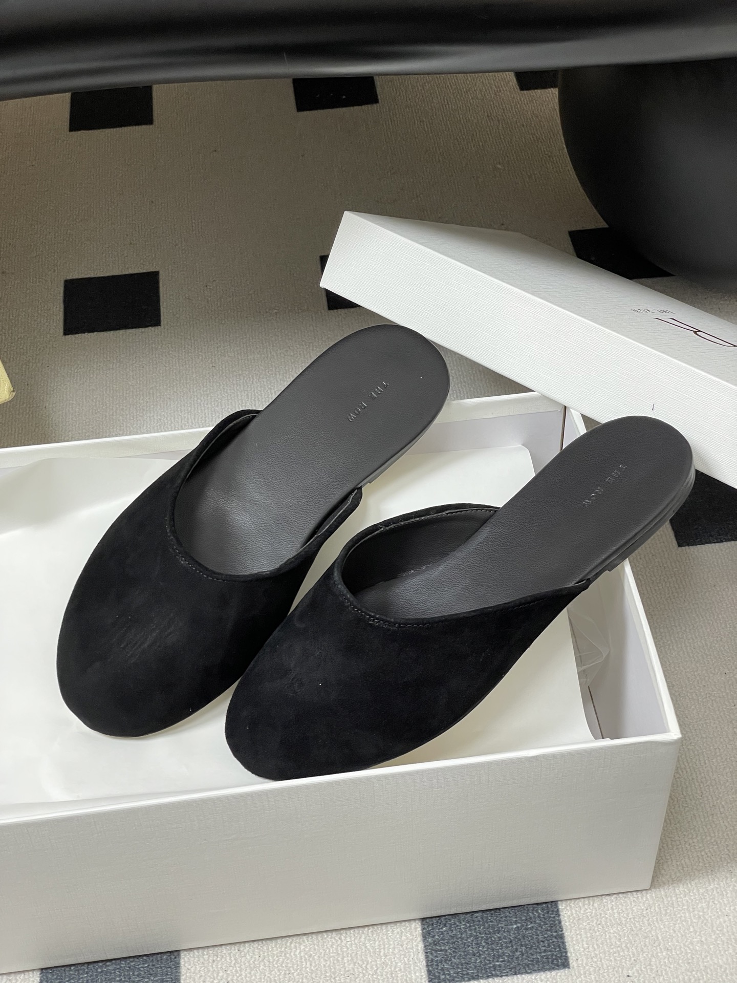 -THE ROW 26ss 春夏新款 TR包头豹纹马毛穆勒半拖鞋极简风麂皮绒面休闲平底拖鞋第一眼看到这个