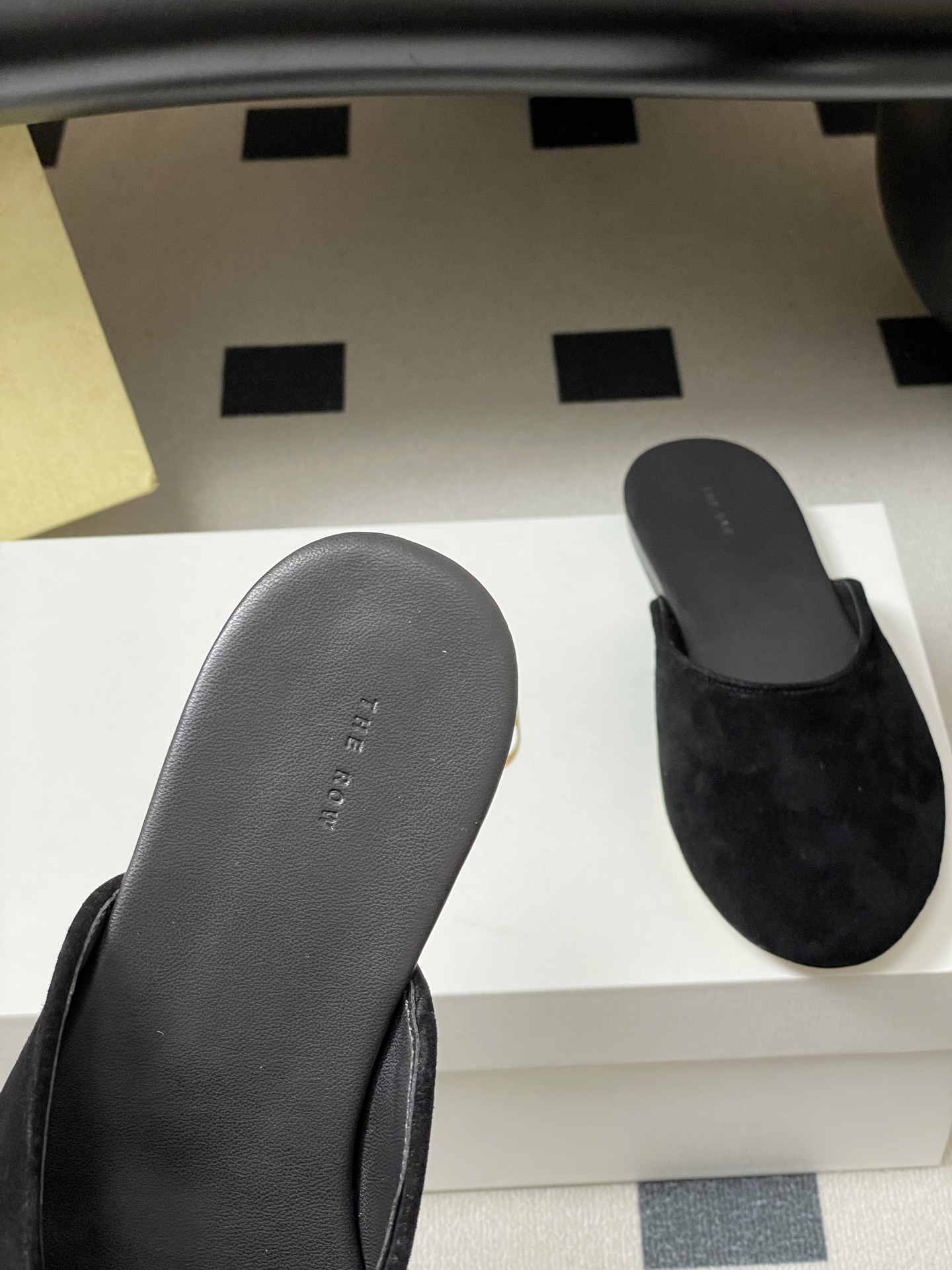 -THE ROW 26ss 春夏新款 TR包头豹纹马毛穆勒半拖鞋极简风麂皮绒面休闲平底拖鞋第一眼看到这个