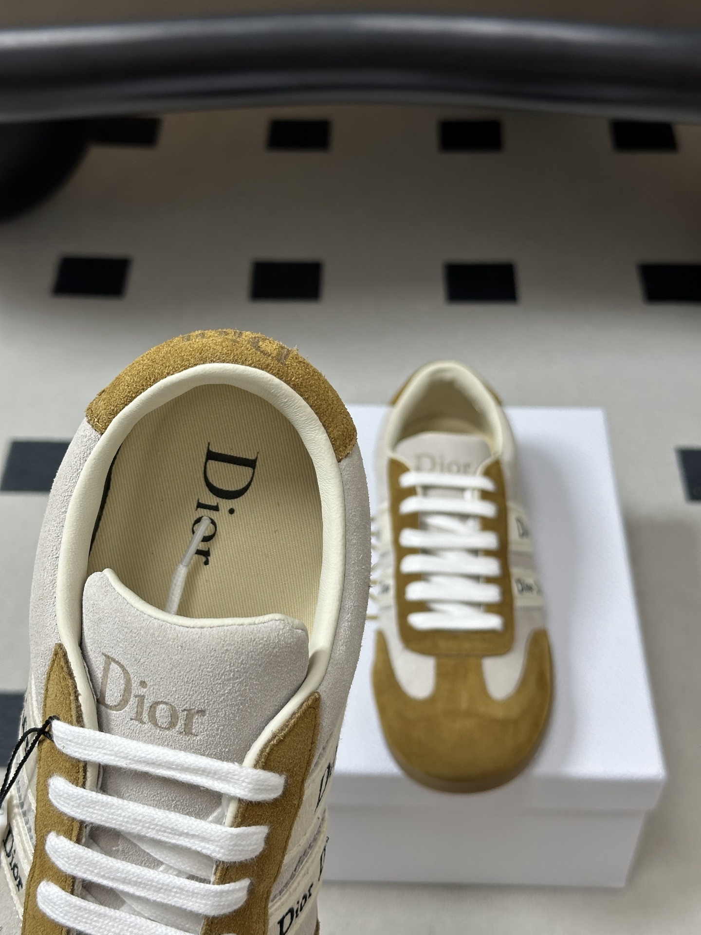 2026早春新款Dior 迪奥D🌾 Ribbon运动鞋经典CD字母织带德训鞋系带复古风麂皮绒面平底休闲鞋