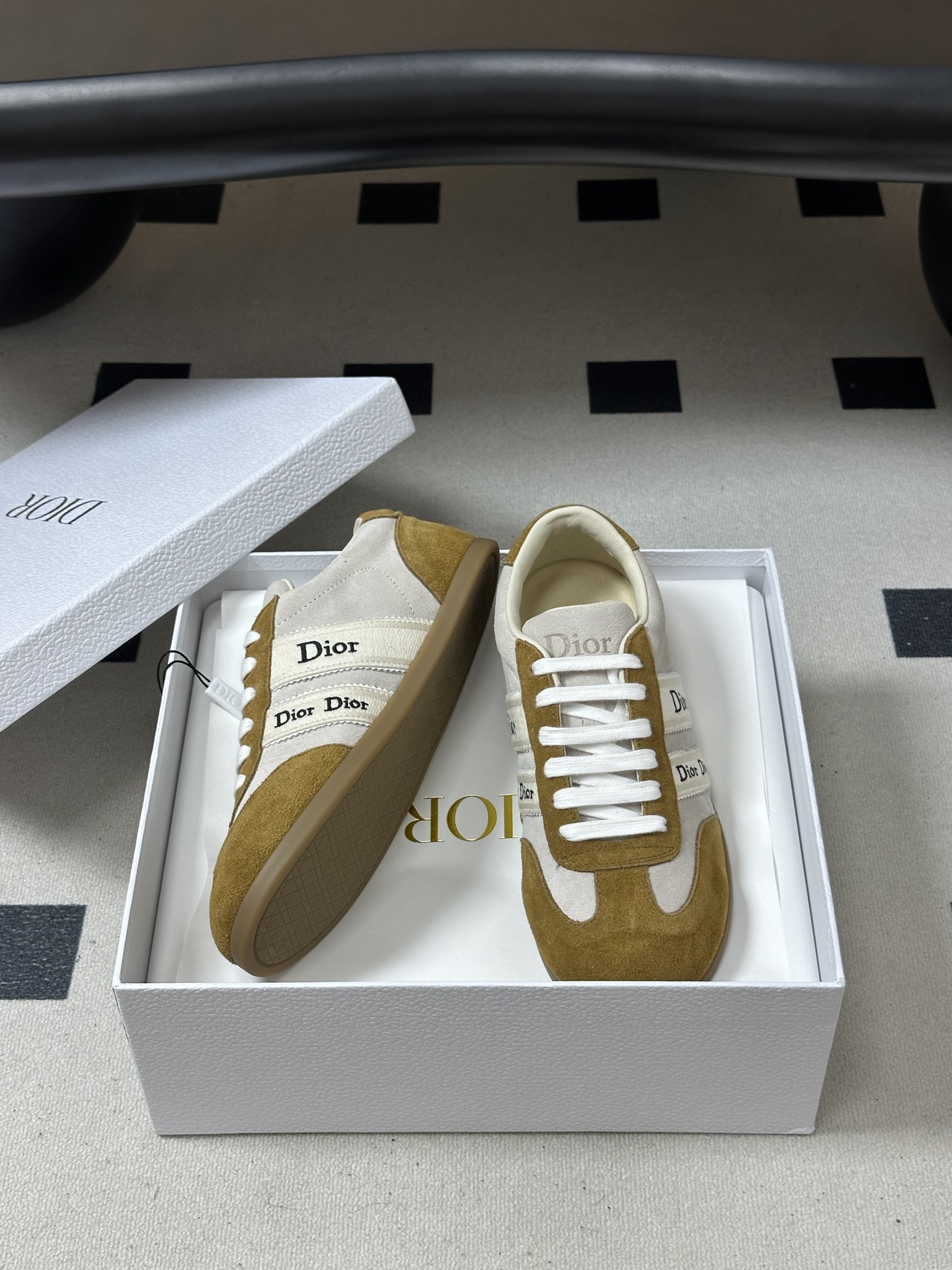 2026早春新款Dior 迪奥D🌾 Ribbon运动鞋经典CD字母织带德训鞋系带复古风麂皮绒面平底休闲鞋