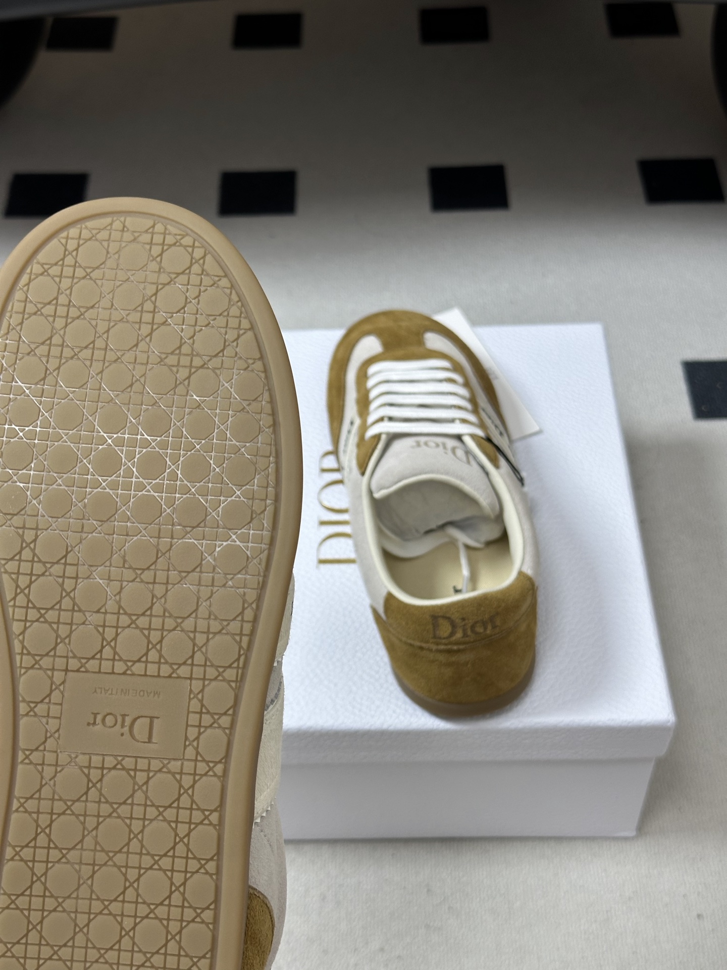 2026早春新款Dior 迪奥D🌾 Ribbon运动鞋经典CD字母织带德训鞋系带复古风麂皮绒面平底休闲鞋