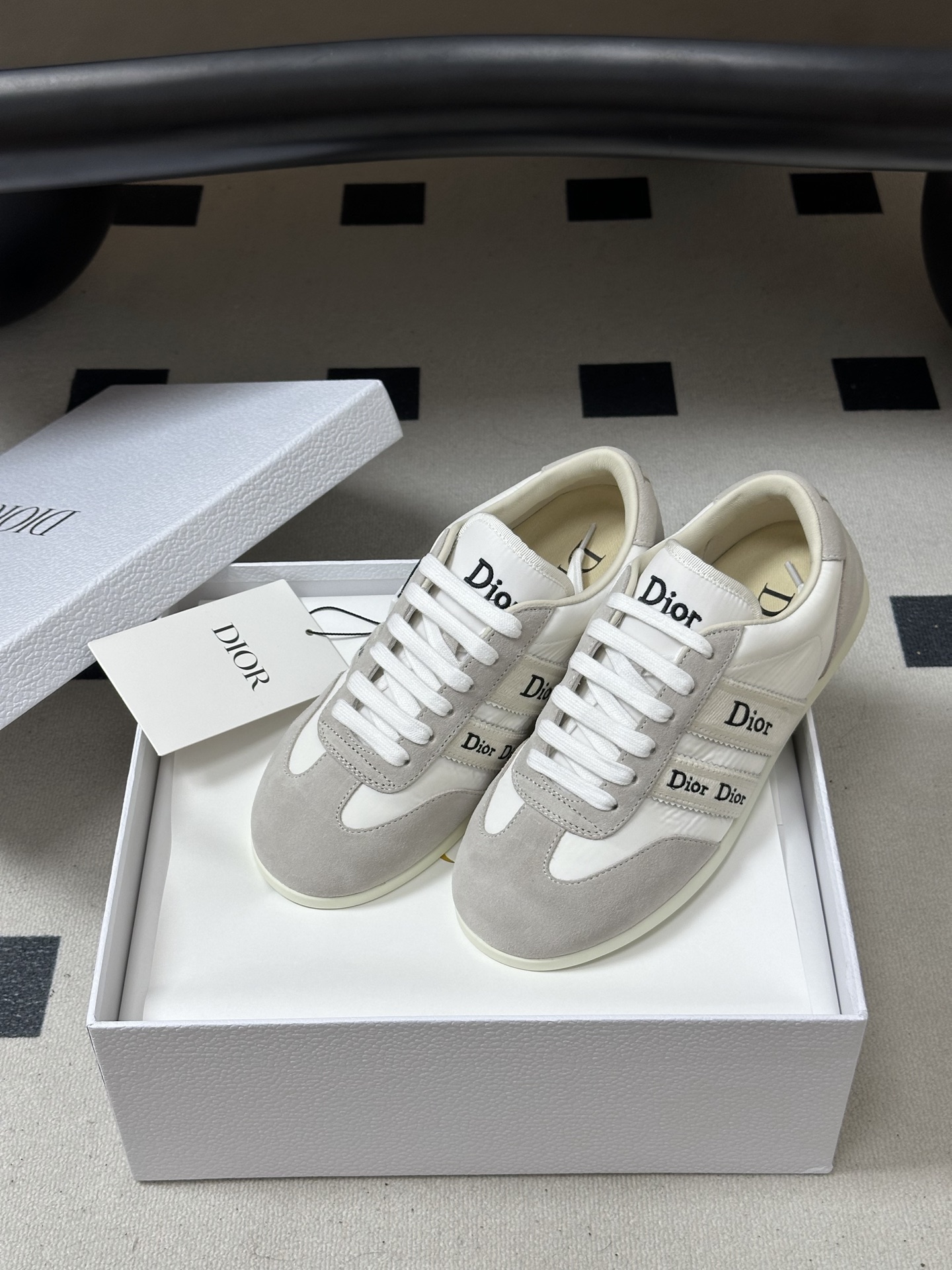 2026早春新款Dior 迪奥D🌾 Ribbon运动鞋经典CD字母织带德训鞋系带复古风麂皮绒面平底休闲鞋