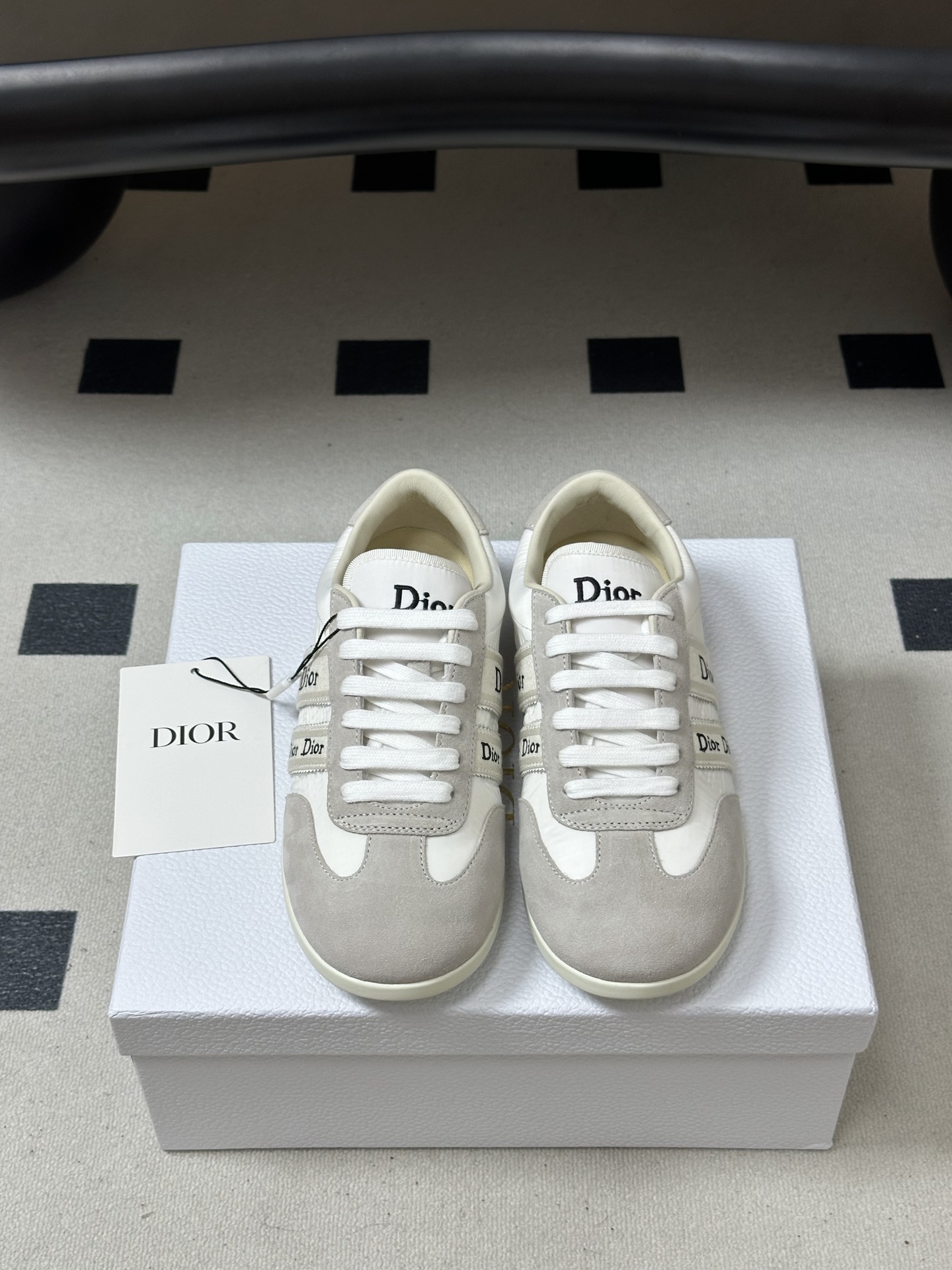 2026早春新款Dior 迪奥D🌾 Ribbon运动鞋经典CD字母织带德训鞋系带复古风麂皮绒面平底休闲鞋