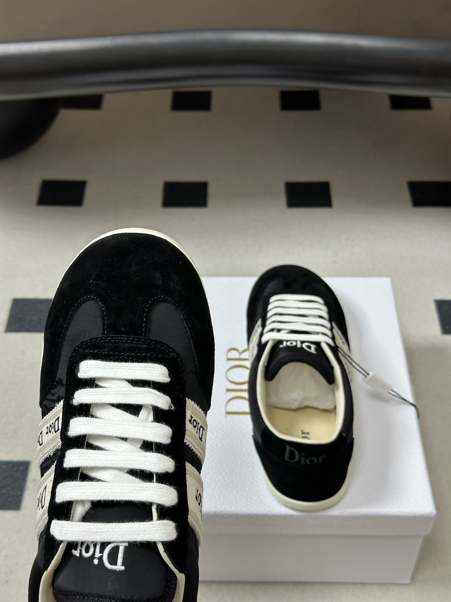 2026早春新款Dior 迪奥D🌾 Ribbon运动鞋经典CD字母织带德训鞋系带复古风麂皮绒面平底休闲鞋