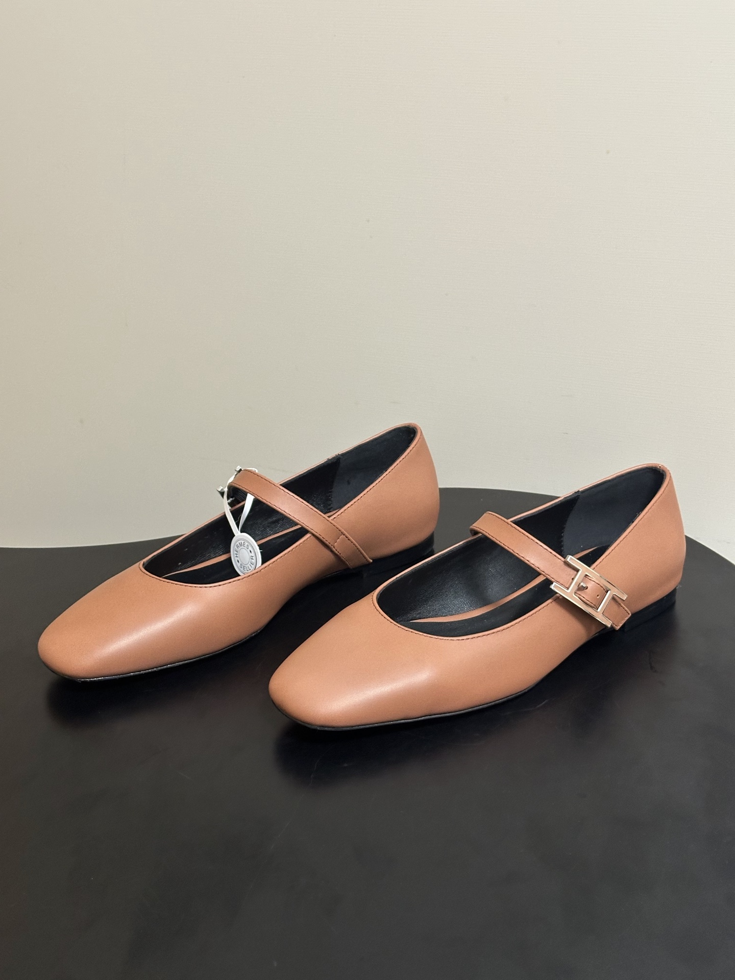 顶级品质Hermes 爱马仕🐎 H家25s早春新款 Jane系列H扣芭蕾舞鞋H字母钻扣玛丽珍平底单鞋小方 顶级品质Hermes 爱马仕🐎 H家25s早春新款 Jane系列H扣芭蕾舞鞋H字母钻扣玛丽珍平底单鞋小方