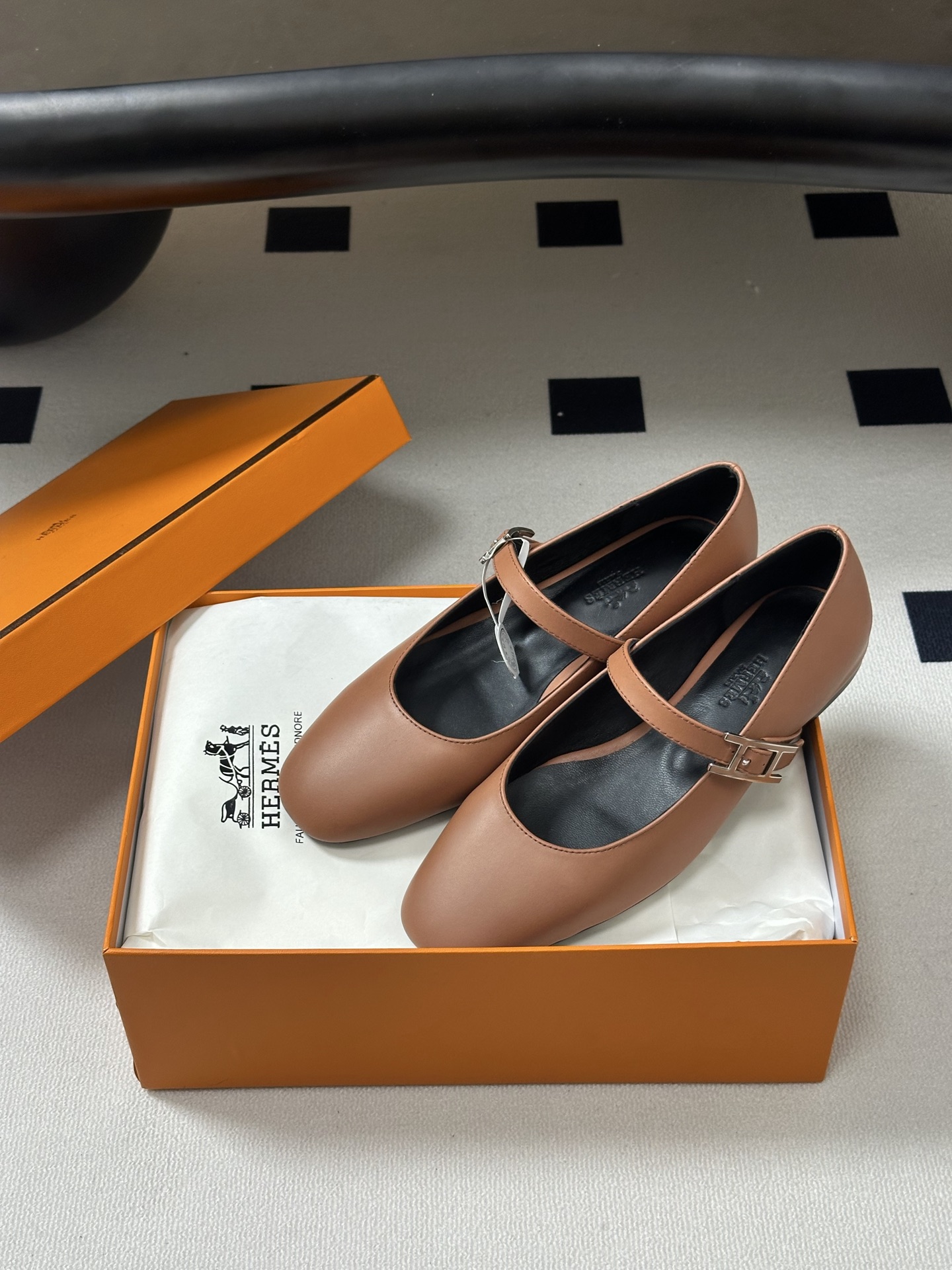 顶级品质Hermes 爱马仕🐎 H家25s早春新款 Jane系列H扣芭蕾舞鞋H字母钻扣玛丽珍平底单鞋小方 顶级品质Hermes 爱马仕🐎 H家25s早春新款 Jane系列H扣芭蕾舞鞋H字母钻扣玛丽珍平底单鞋小方