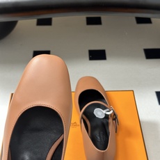 顶级品质Hermes 爱马仕🐎 H家25s早春新款 Jane系列H扣芭蕾舞鞋H字母钻扣玛丽珍平底单鞋小方 顶级品质Hermes 爱马仕🐎 H家25s早春新款 Jane系列H扣芭蕾舞鞋H字母钻扣玛丽珍平底单鞋小方
