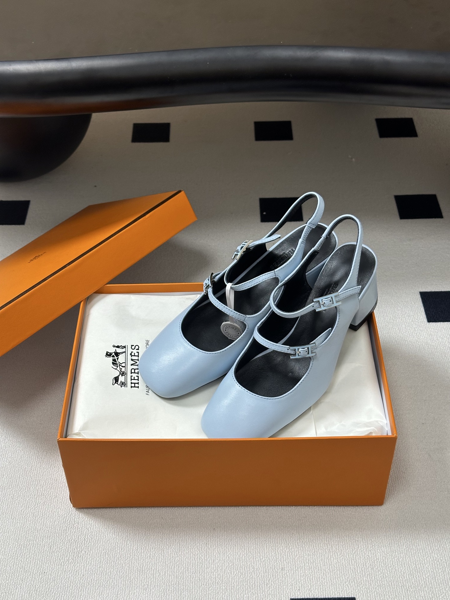 顶级品质Hermes 爱马仕🐎 H家25s早春新款 Jackie系列H扣玛丽珍鞋H字母钻扣二带后空凉鞋高