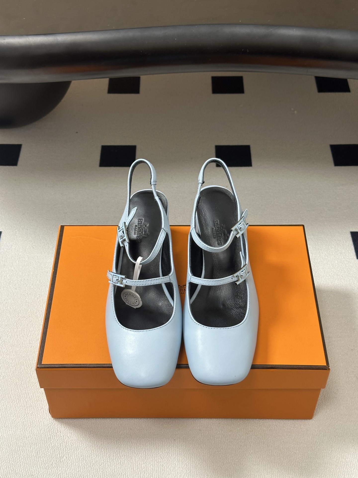 顶级品质Hermes 爱马仕🐎 H家25s早春新款 Jackie系列H扣玛丽珍鞋H字母钻扣二带后空凉鞋高