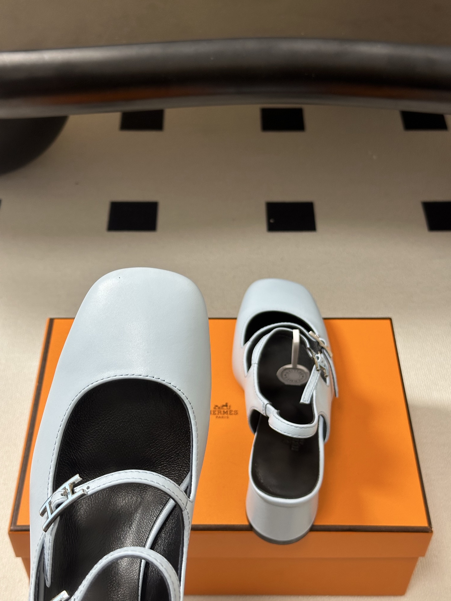 顶级品质Hermes 爱马仕🐎 H家25s早春新款 Jackie系列H扣玛丽珍鞋H字母钻扣二带后空凉鞋高