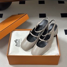 顶级品质Hermes 爱马仕🐎 H家25s早春新款 Jackie系列H扣玛丽珍鞋H字母钻扣二带后空凉鞋高 顶级品质Hermes 爱马仕🐎 H家25s早春新款 Jackie系列H扣玛丽珍鞋H字母钻扣二带后空凉鞋高