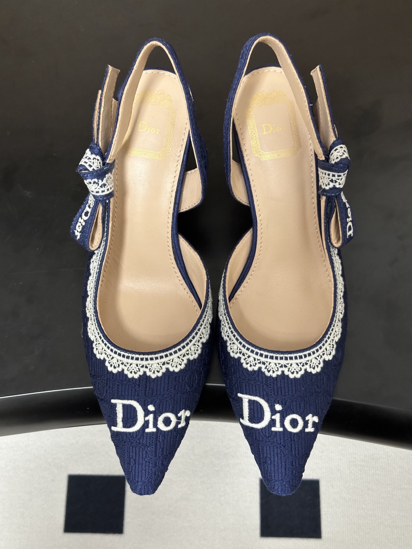 Dior 26ss春夏新款Dior 迪奥 J'Adior 饰带高跟凉鞋 CD字母刺绣织带蝴蝶结提花蕾丝花边高跟鞋小猫跟凉鞋