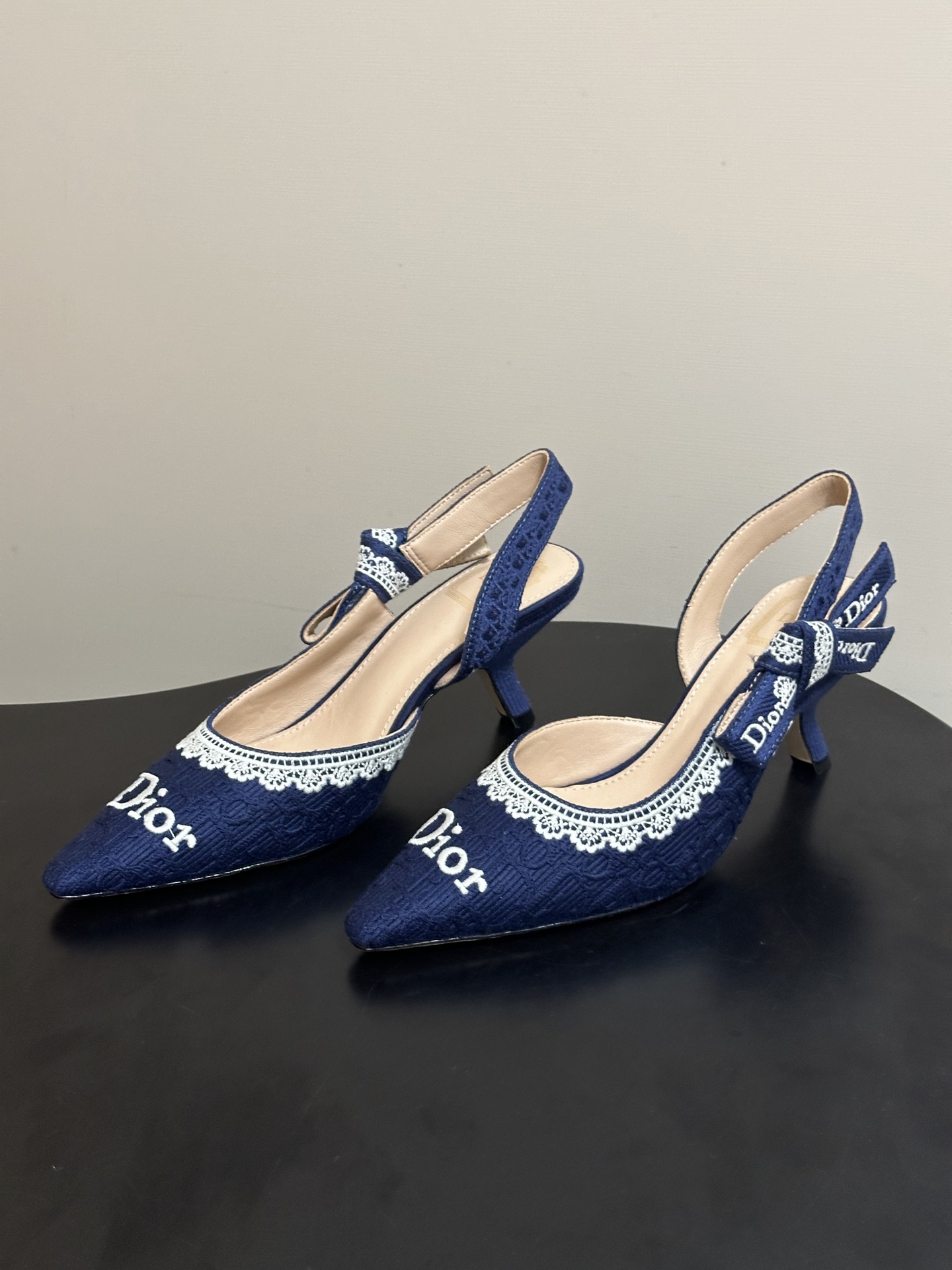 Dior 26ss春夏新款Dior 迪奥 J'Adior 饰带高跟凉鞋 CD字母刺绣织带蝴蝶结提花蕾丝花边高跟鞋小猫跟凉鞋