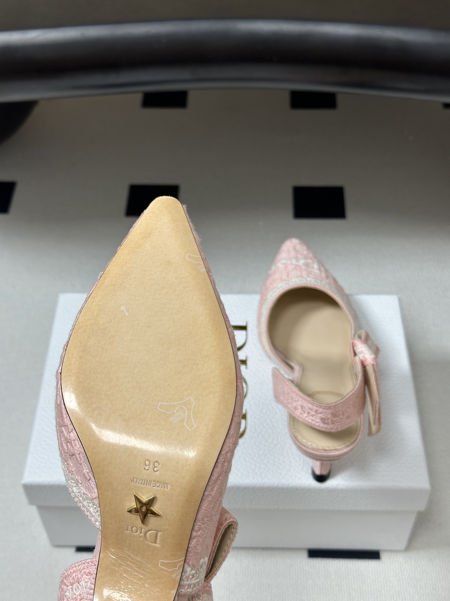 26ss春夏新款Dior 迪奥 J'Adior 饰带高跟凉鞋 CD字母刺绣织带蝴蝶结提花蕾丝花边高跟鞋小