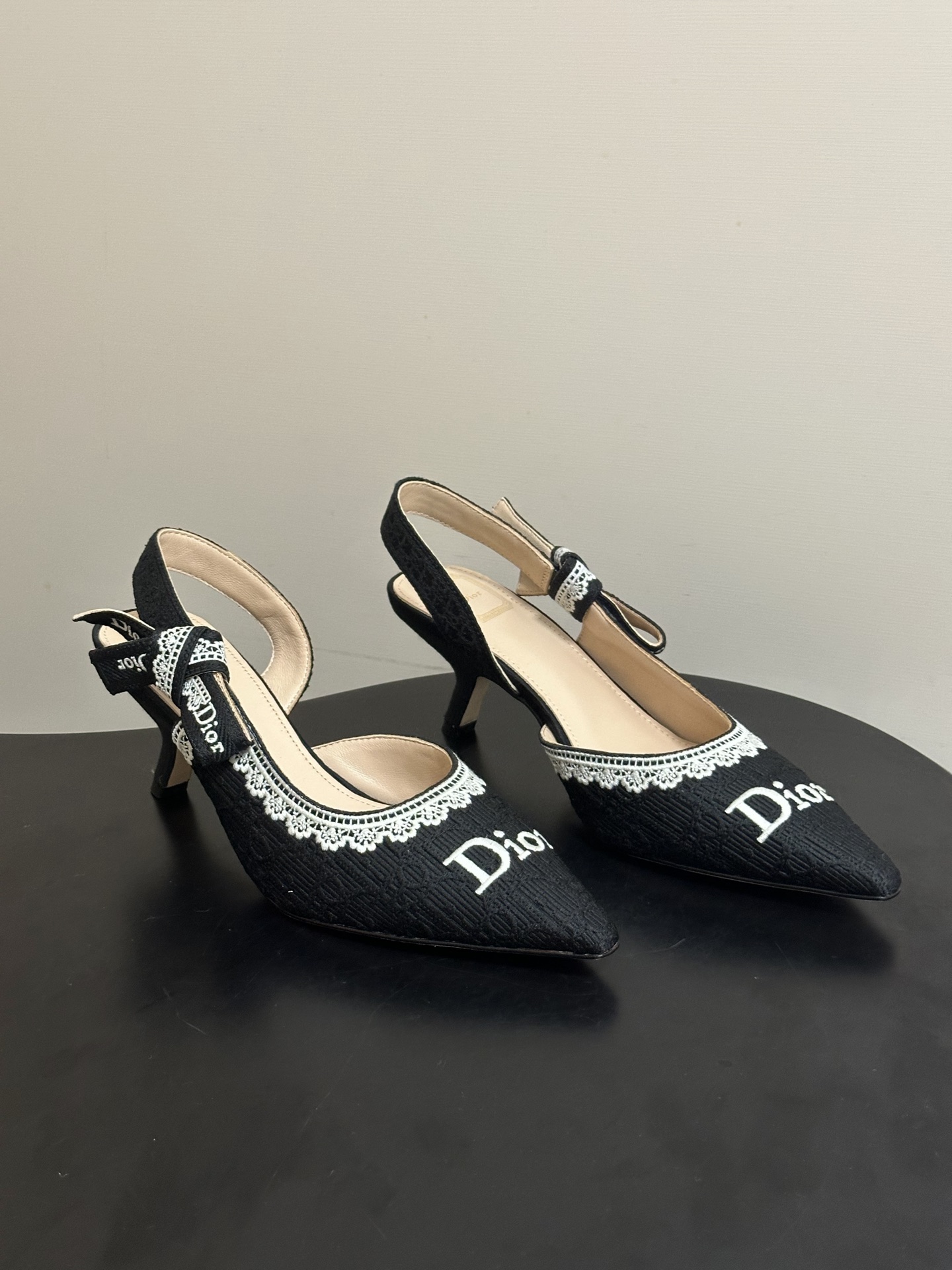 Dior 26ss春夏新款Dior 迪奥 J'Adior 饰带高跟凉鞋 CD字母刺绣织带蝴蝶结提花蕾丝花边高跟鞋小猫跟凉鞋