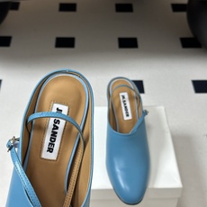 JIL SANDER 吉尔桑达 26Fw春夏新款复古风粗跟细带搭扣穆勒鞋/深口单鞋高跟鞋极简深口单鞋|清 JIL SANDER 吉尔桑达 26Fw春夏新款复古风粗跟细带搭扣穆勒鞋/深口单鞋高跟鞋极简深口单鞋|清